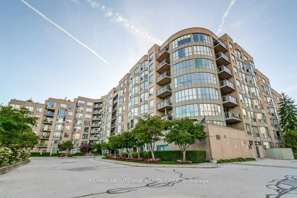 2511 Lakeshore Road W, #519