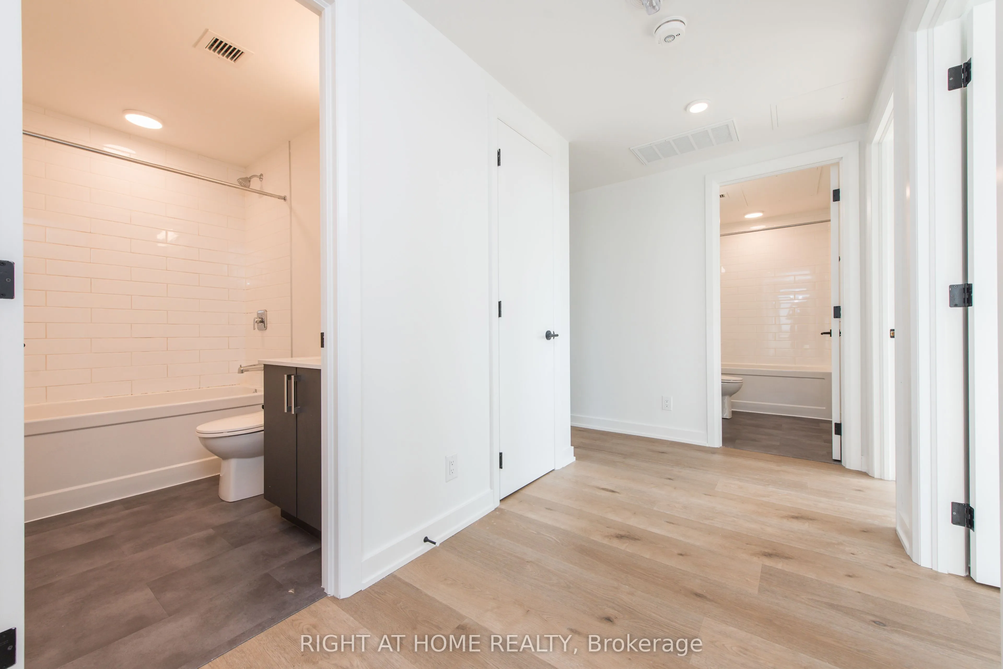 7 Fairbank Avenue W, #601