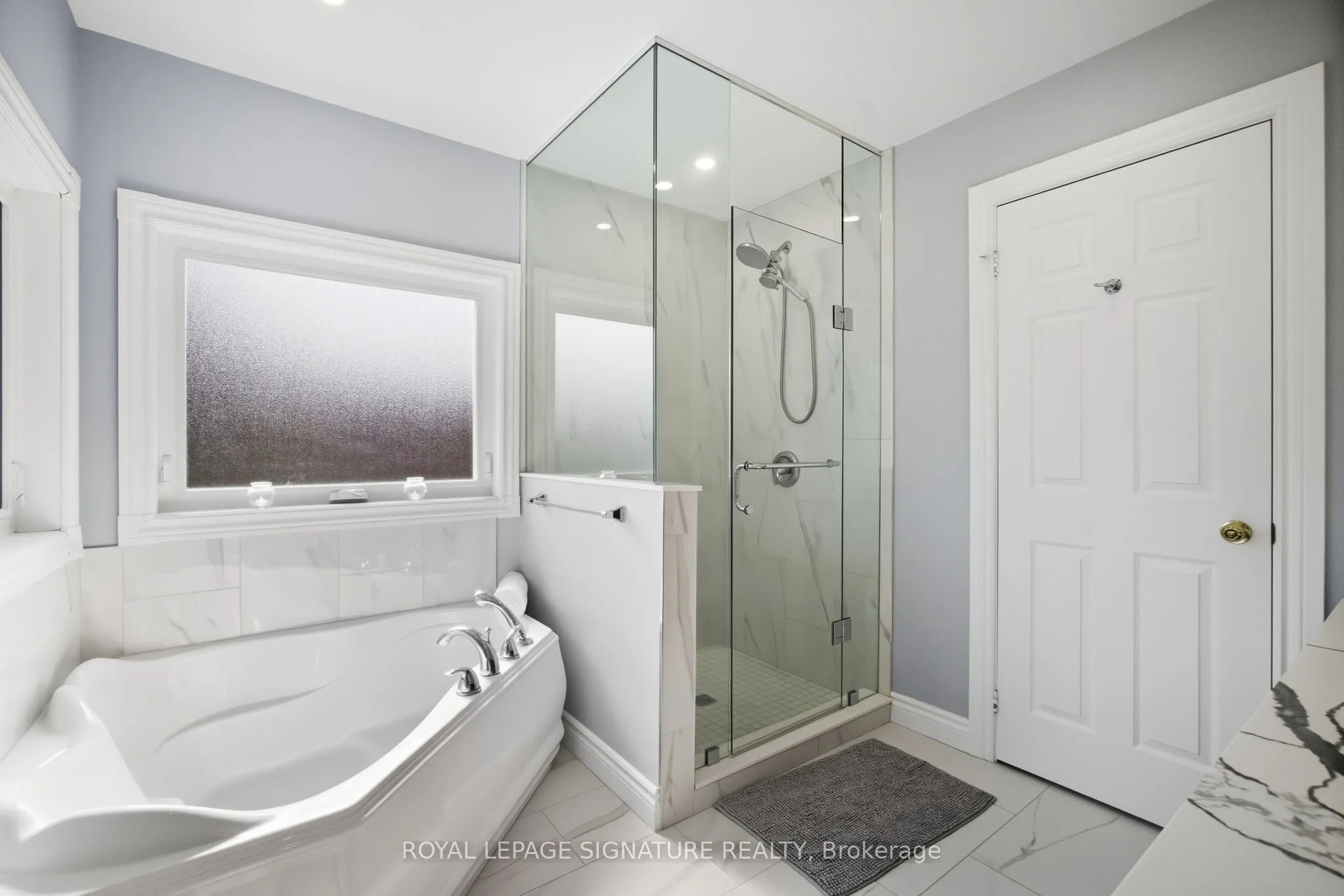 2105 Newell Crescent