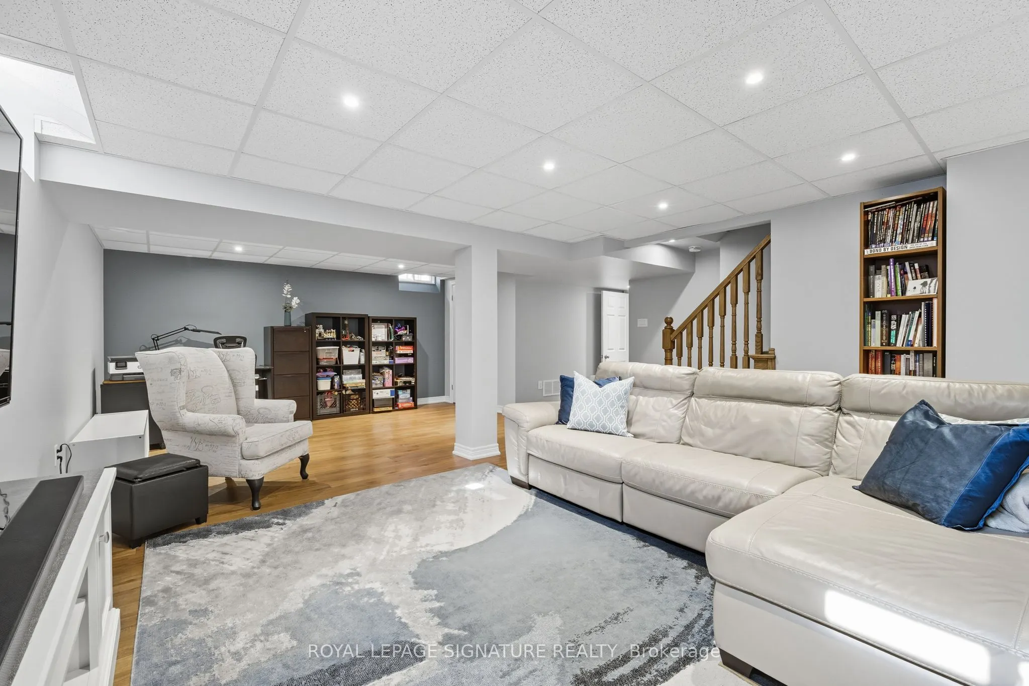 2105 Newell Crescent