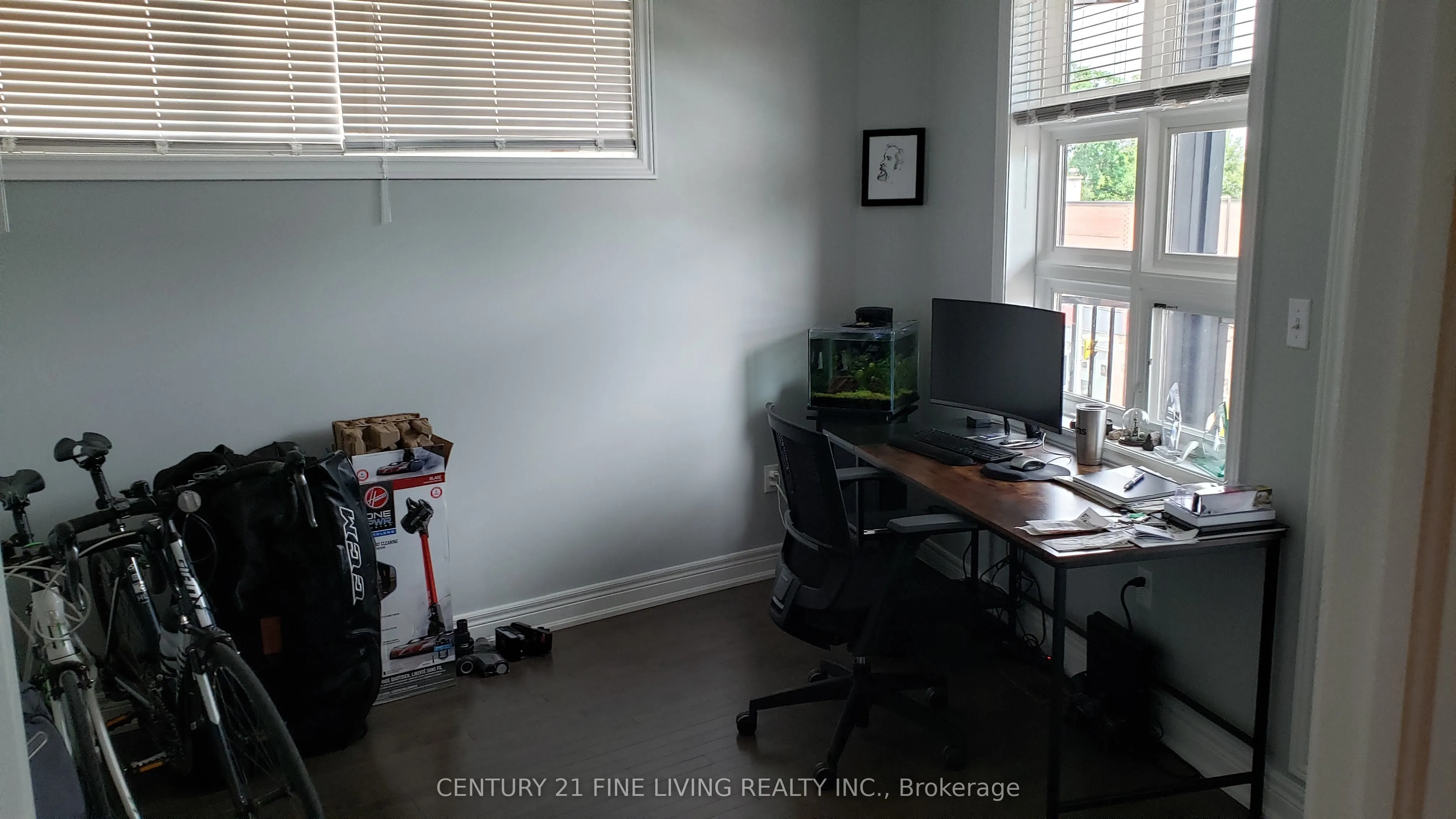 3077 Dundas Street W, #201