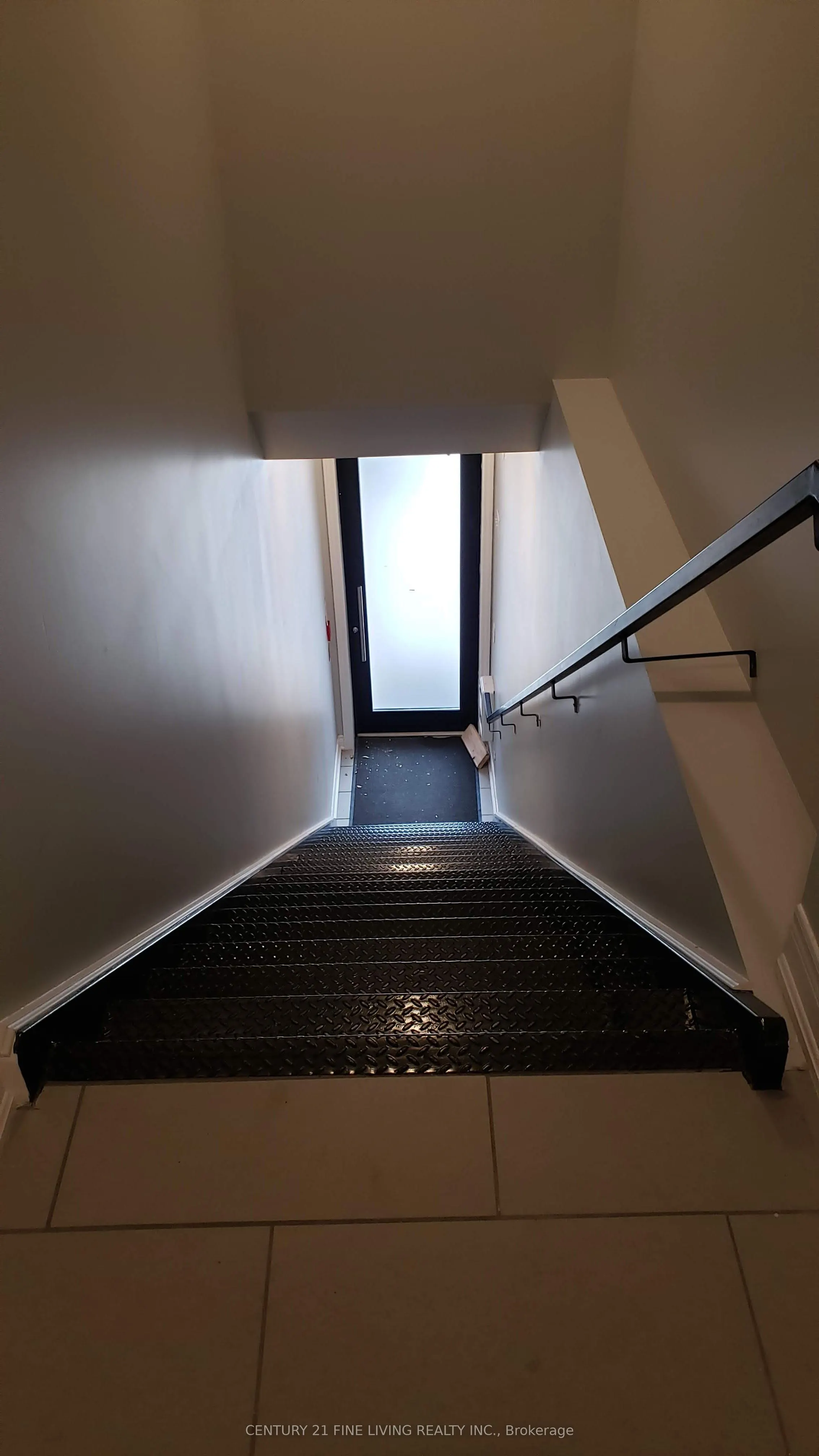 3077 Dundas Street W, #201