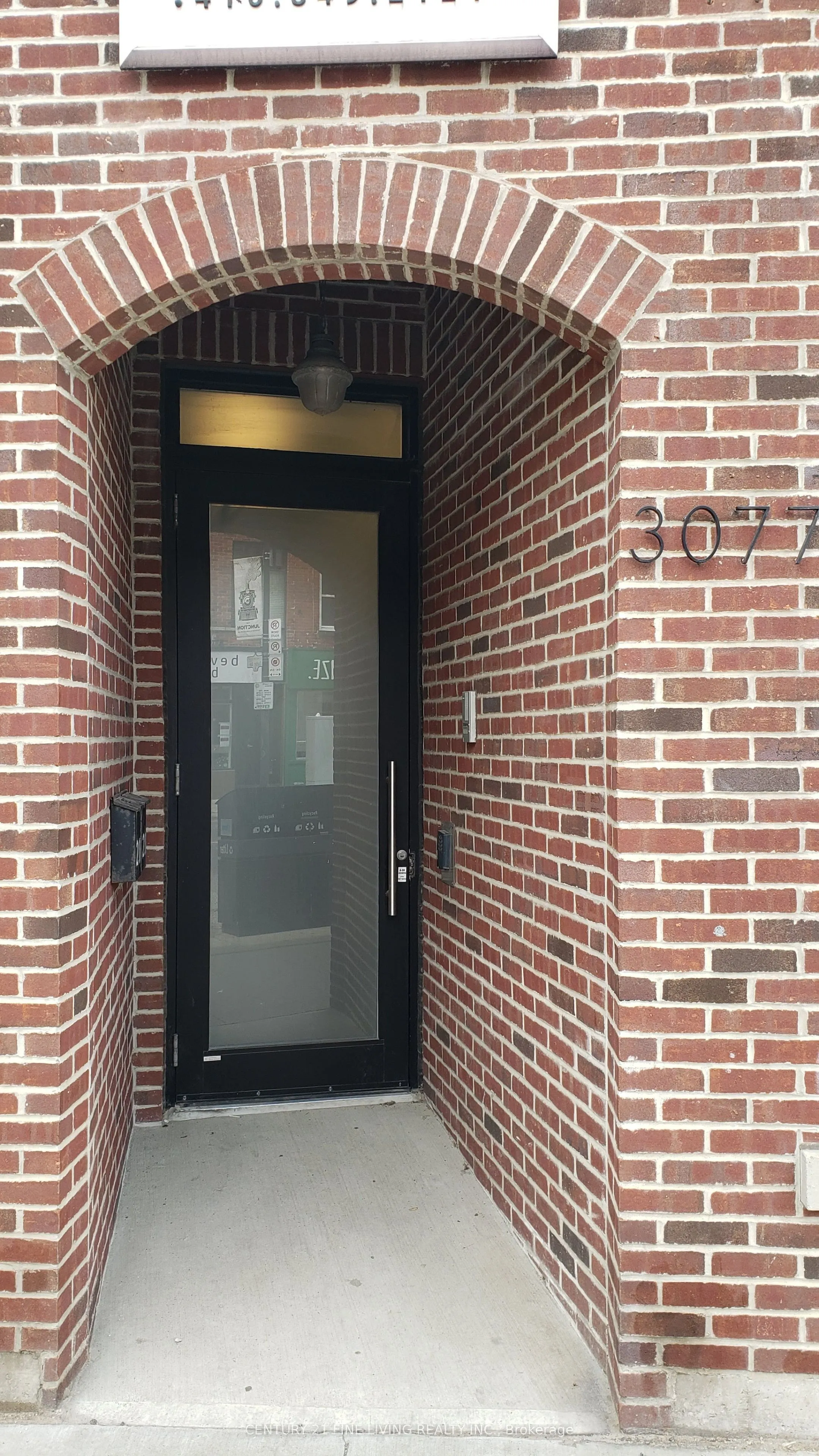 3077 Dundas Street W, #201