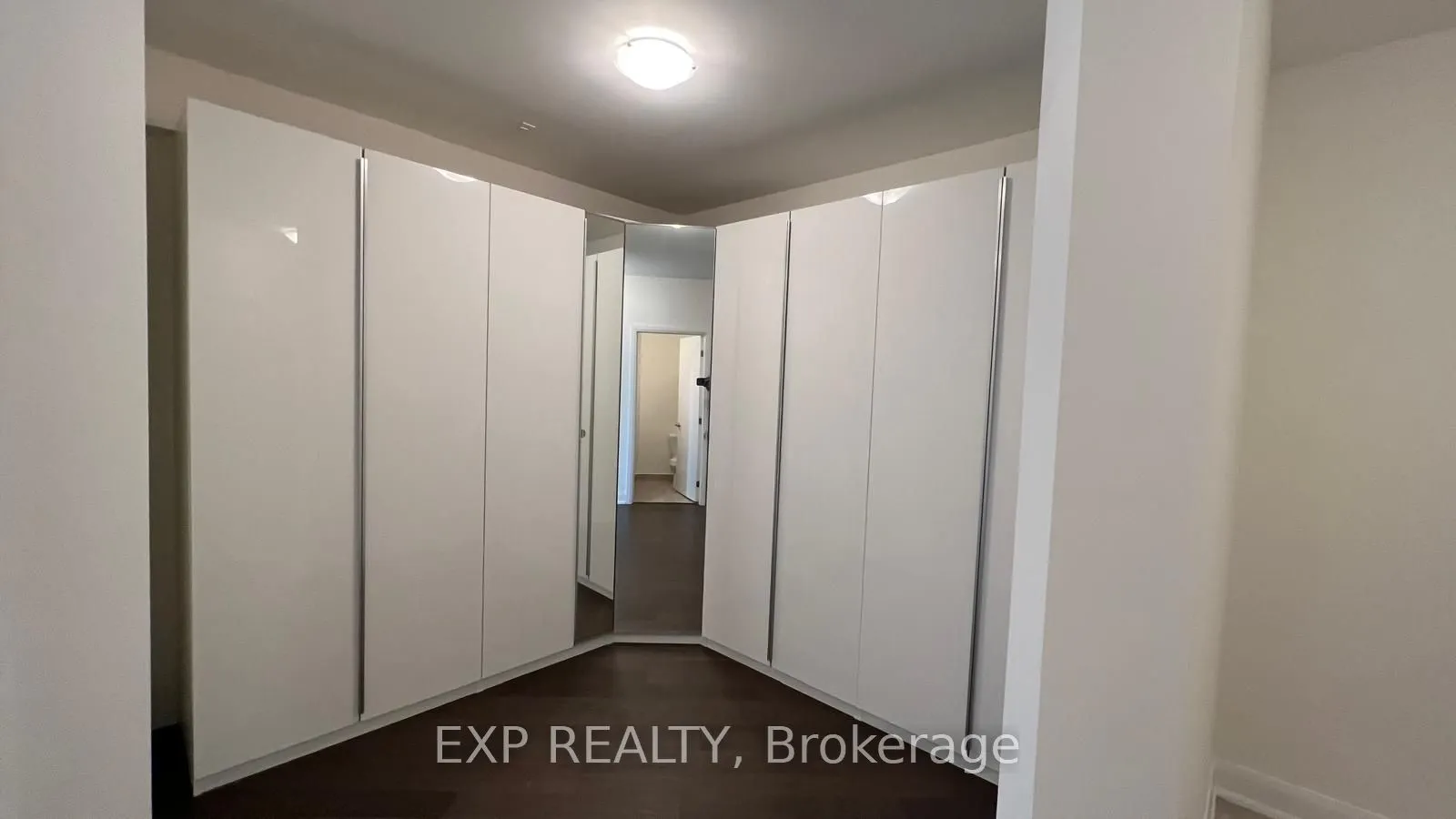 2480 Prince Michael Drive, #521
