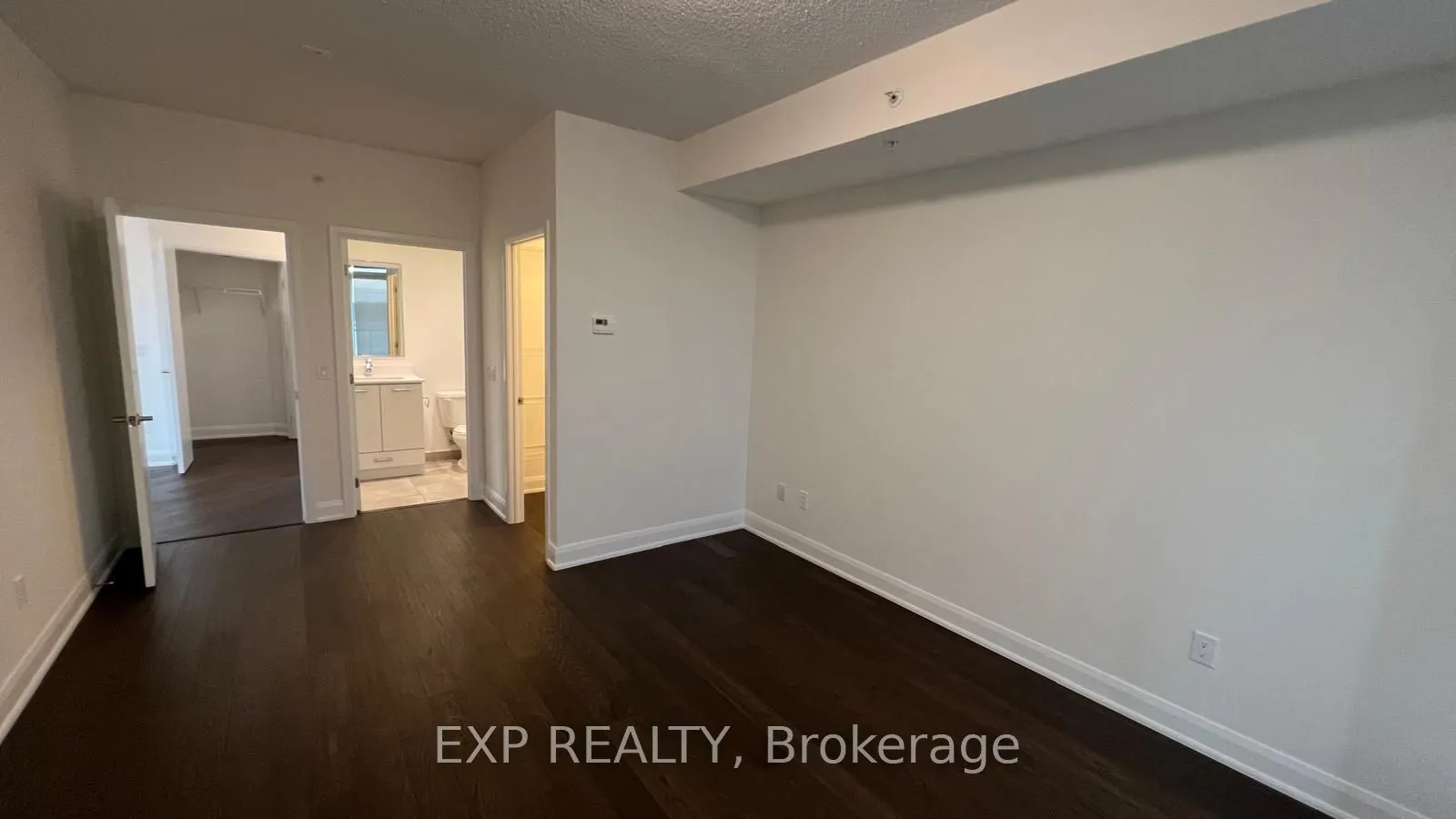2480 Prince Michael Drive, #521