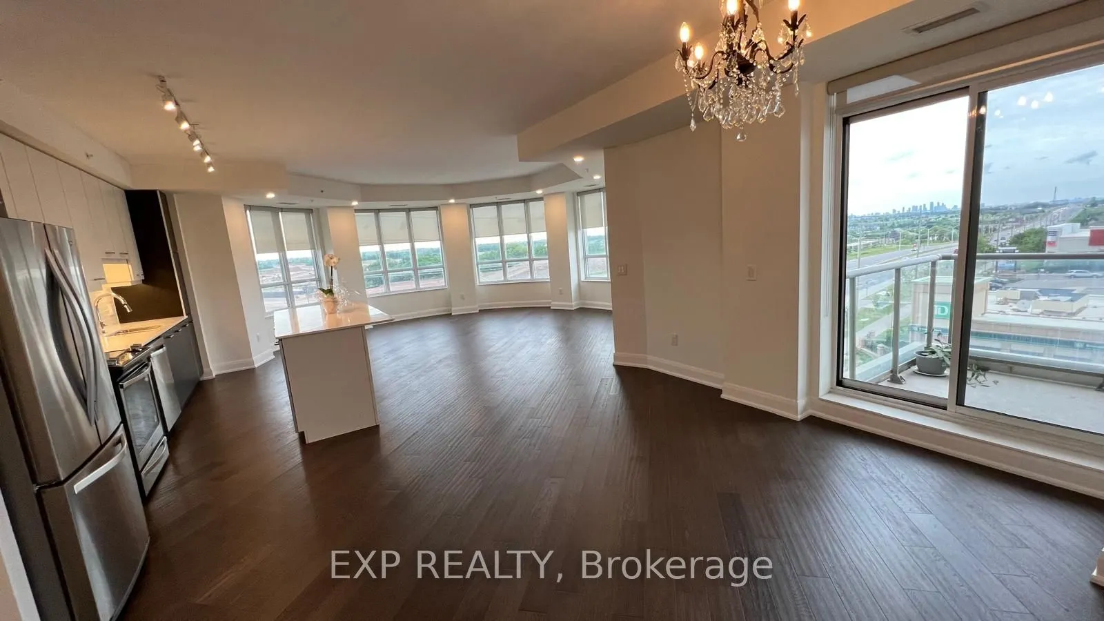 2480 Prince Michael Drive, #521