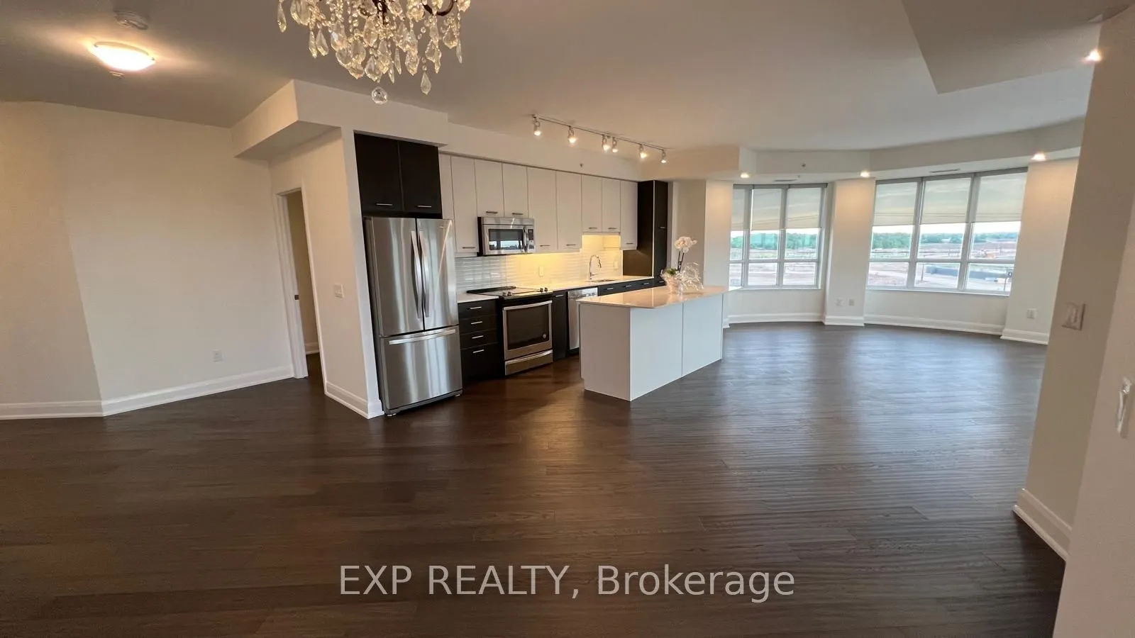 2480 Prince Michael Drive, #521