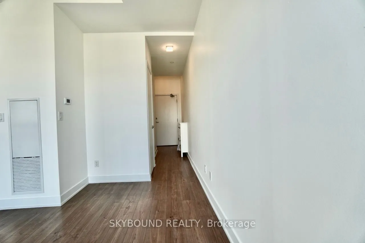 180 Veterans Drive, #611