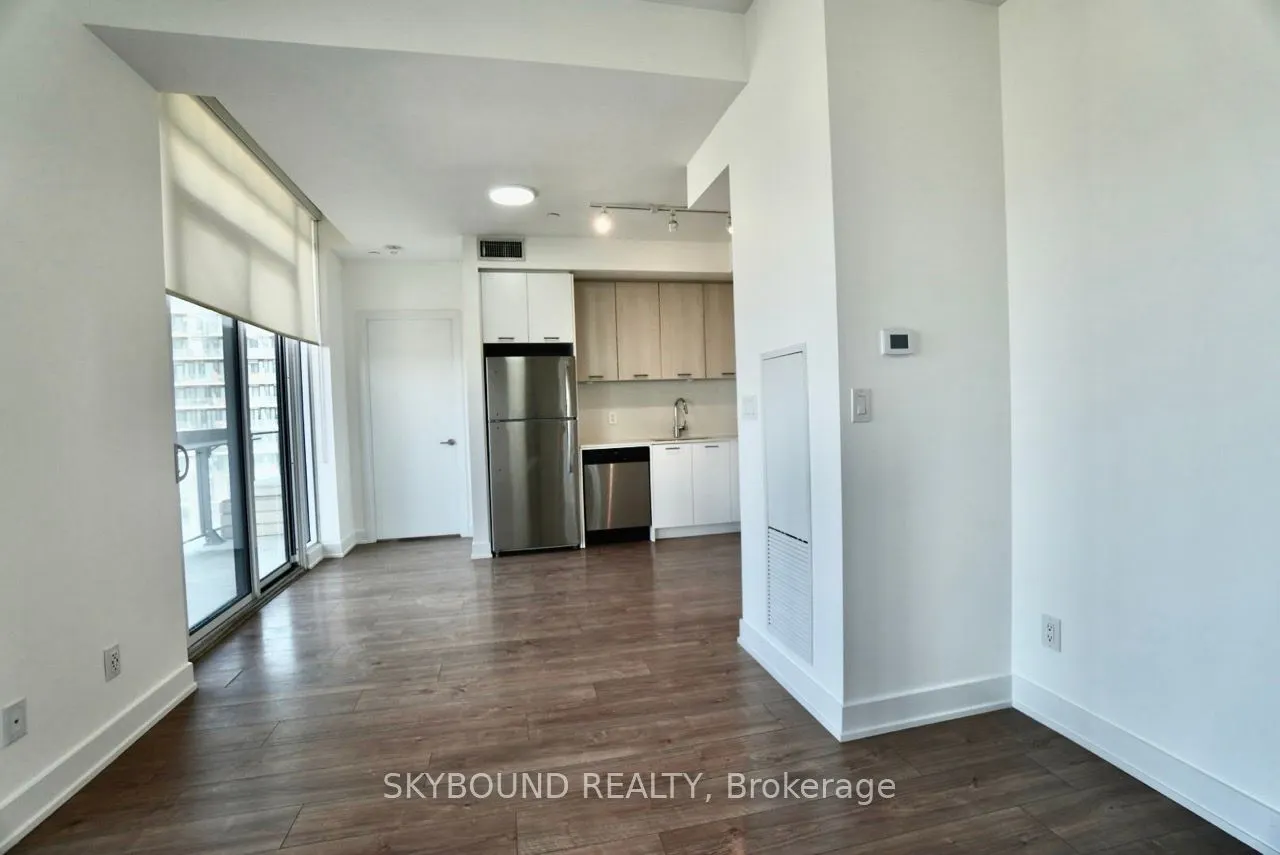 180 Veterans Drive, #611