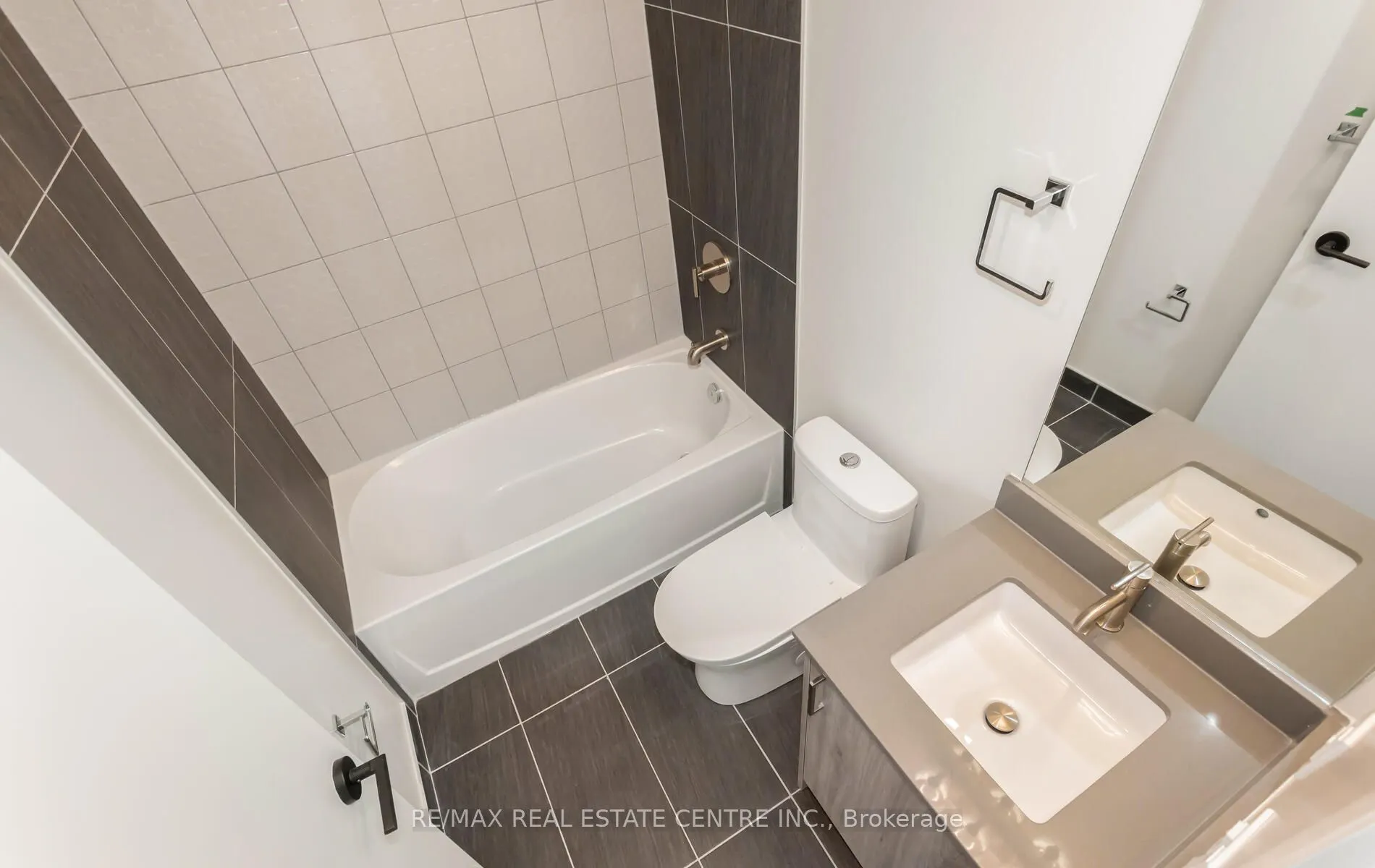 8010 Derry Road, #1701
