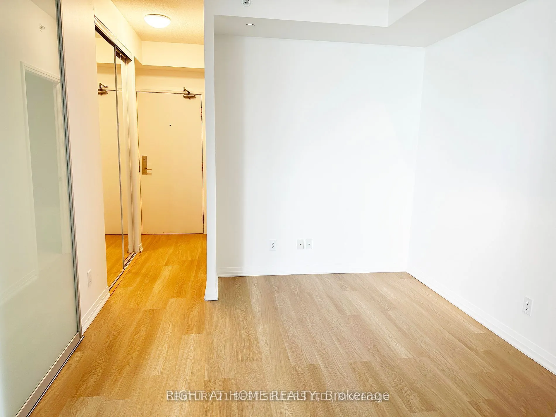 59 Annie Craig Drive, #602