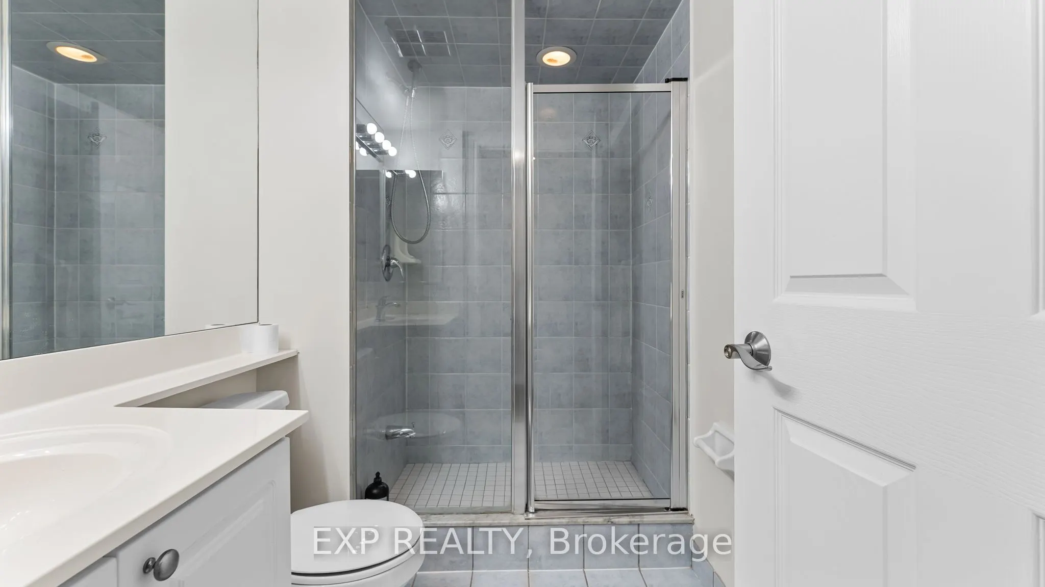 5233 Dundas Street W, #420
