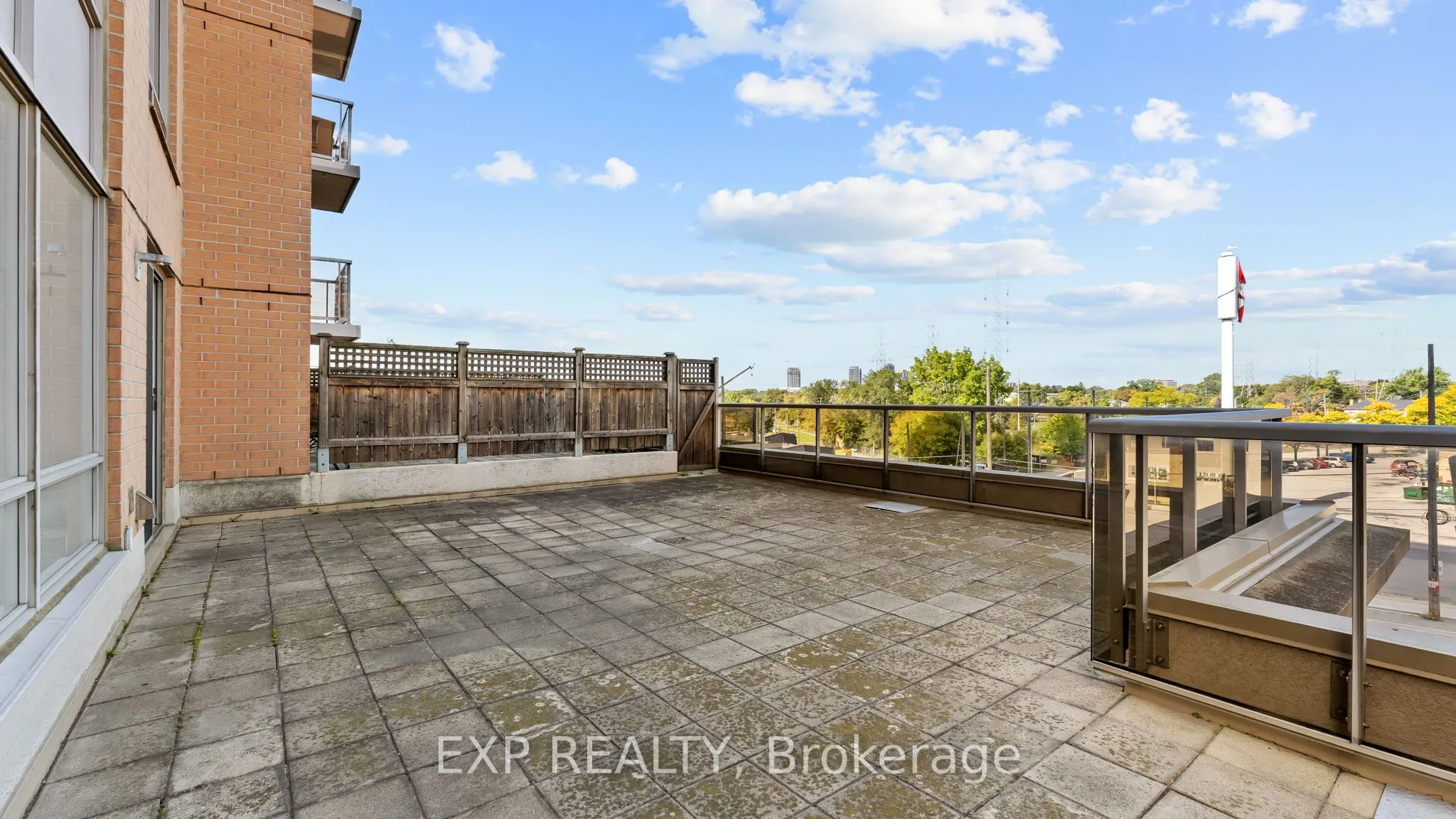 5233 Dundas Street W, #420