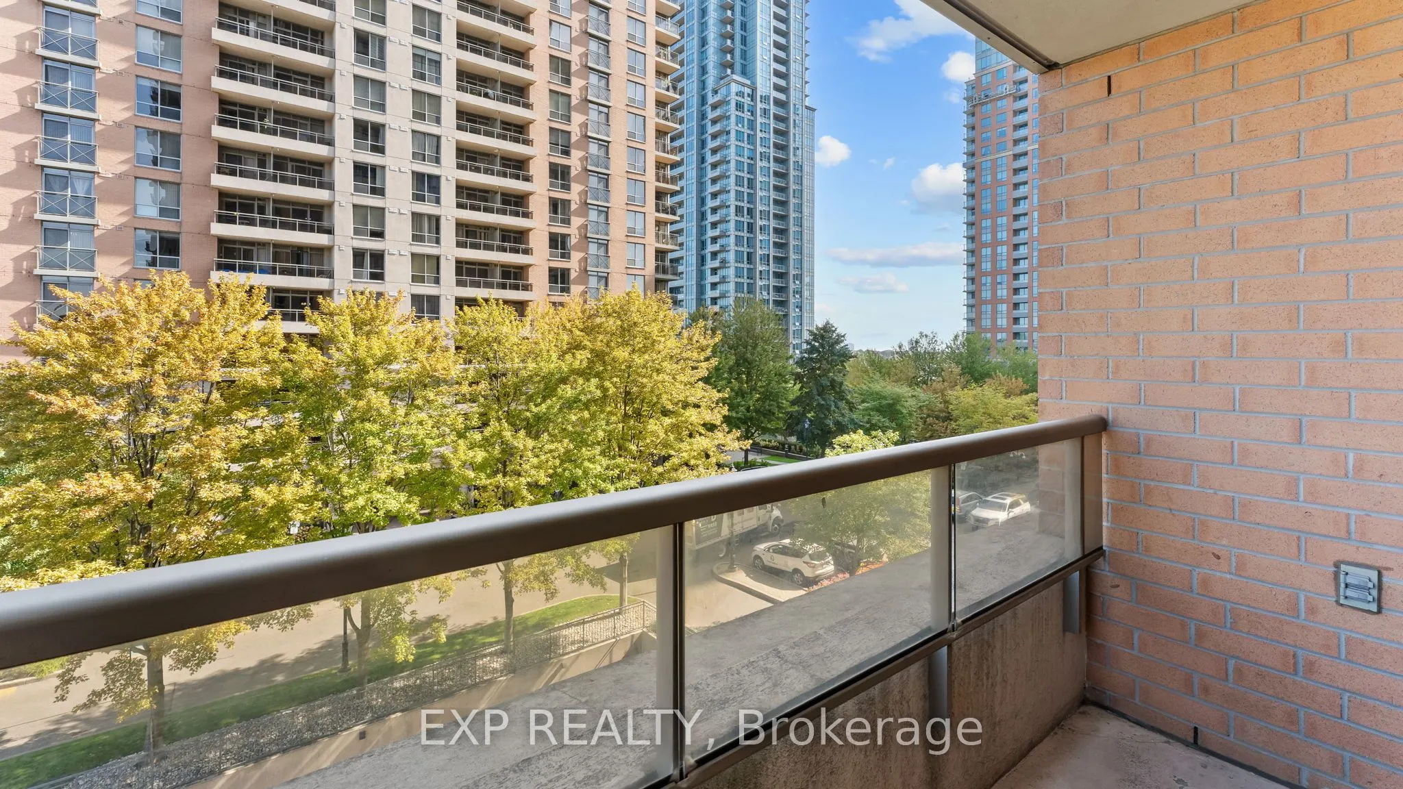 5233 Dundas Street W, #420
