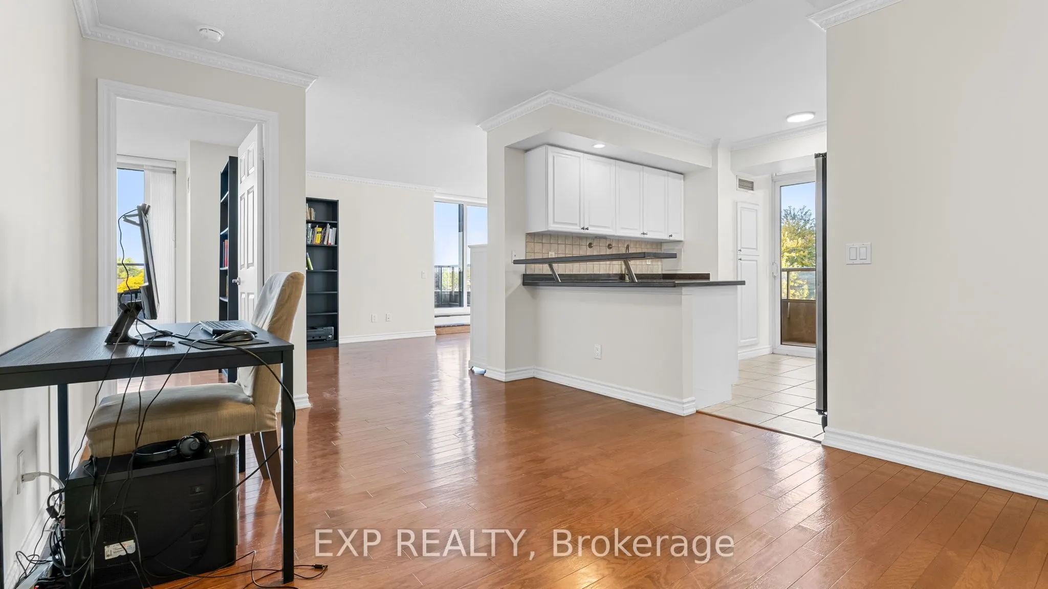 5233 Dundas Street W, #420
