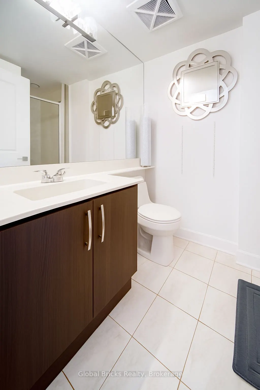60 Absolute Avenue, #308