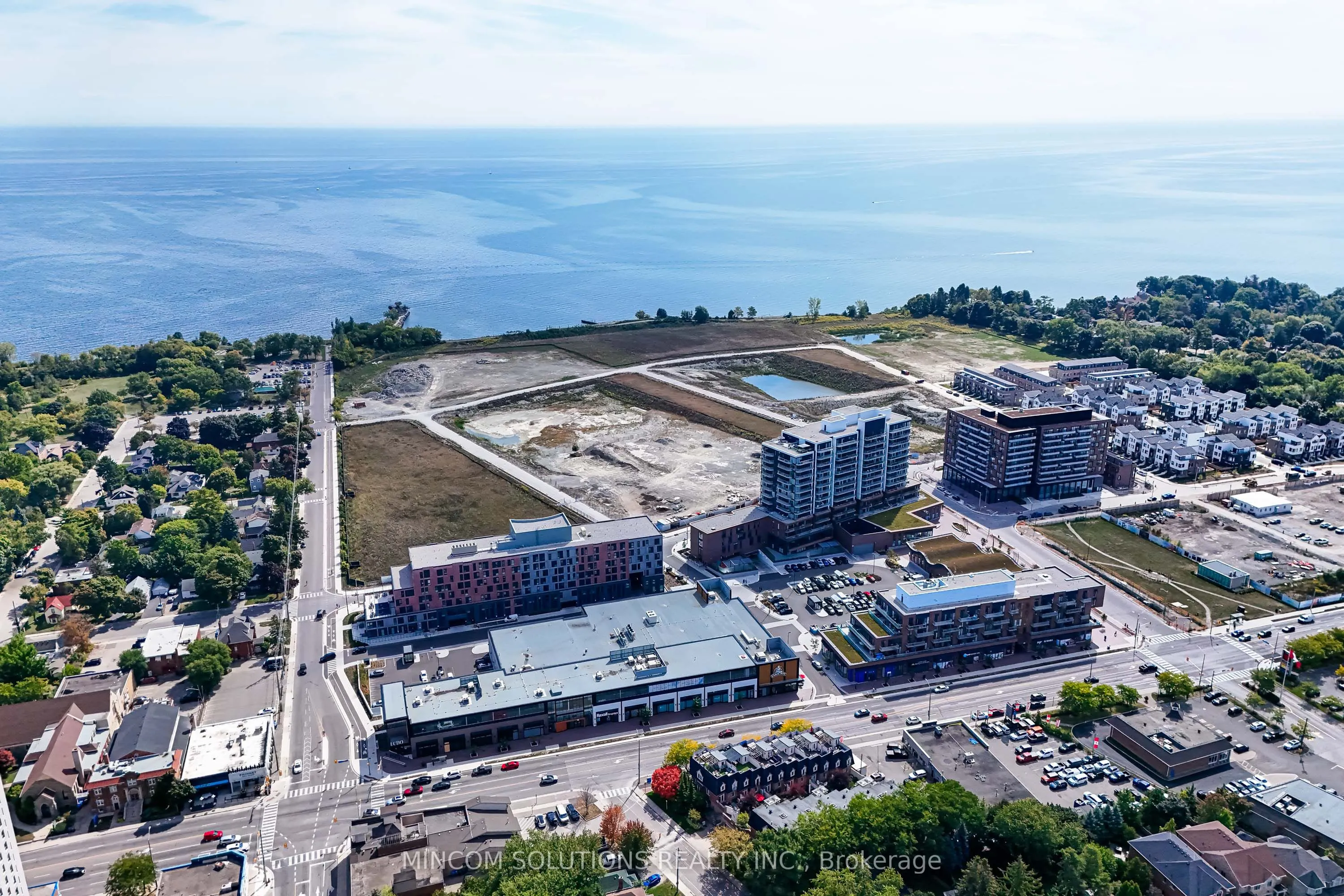 194 Lakeshore Road W, #3
