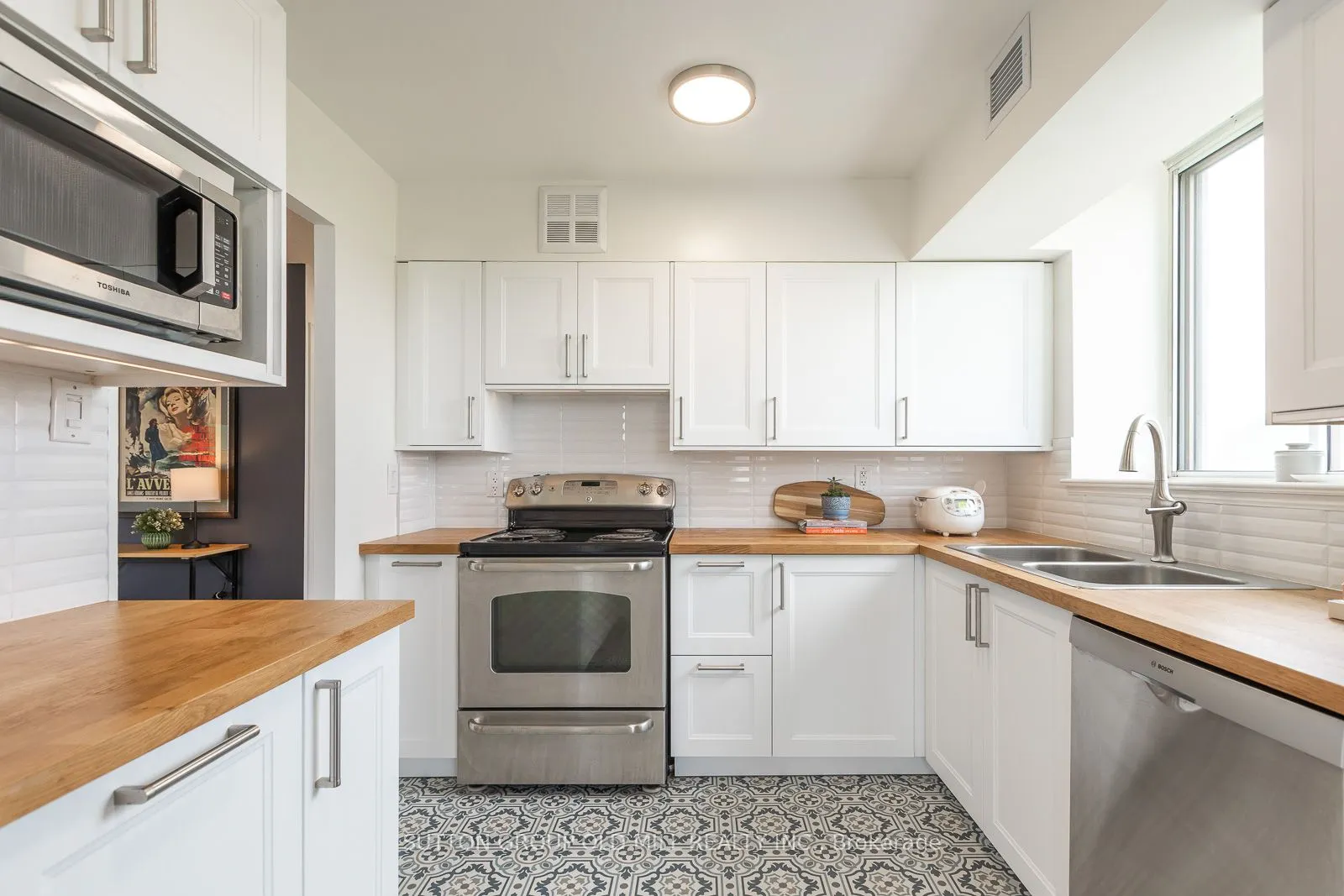 1485 Lakeshore Road E, #1014