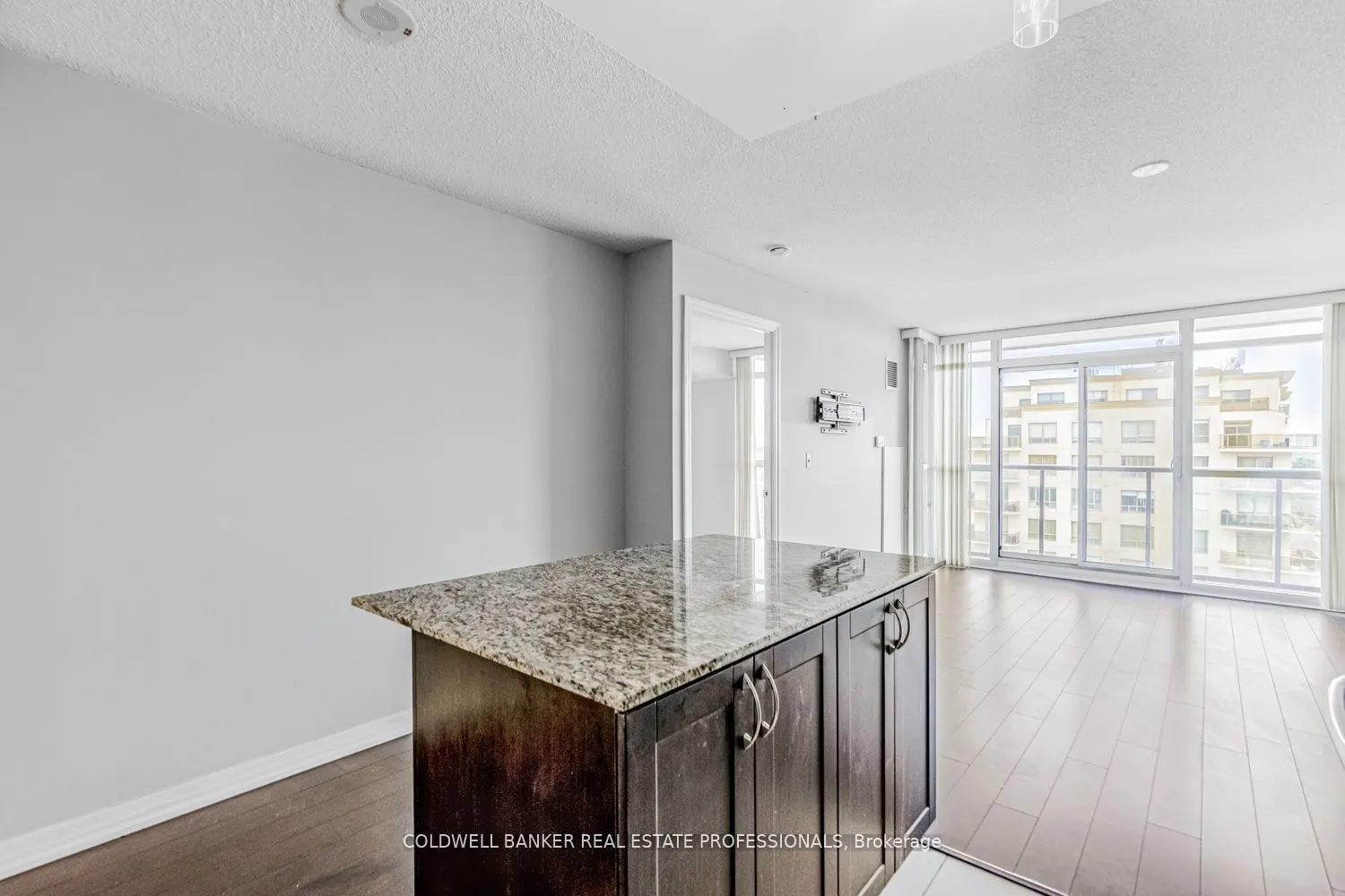 1940 Ironstone Drive, #1010