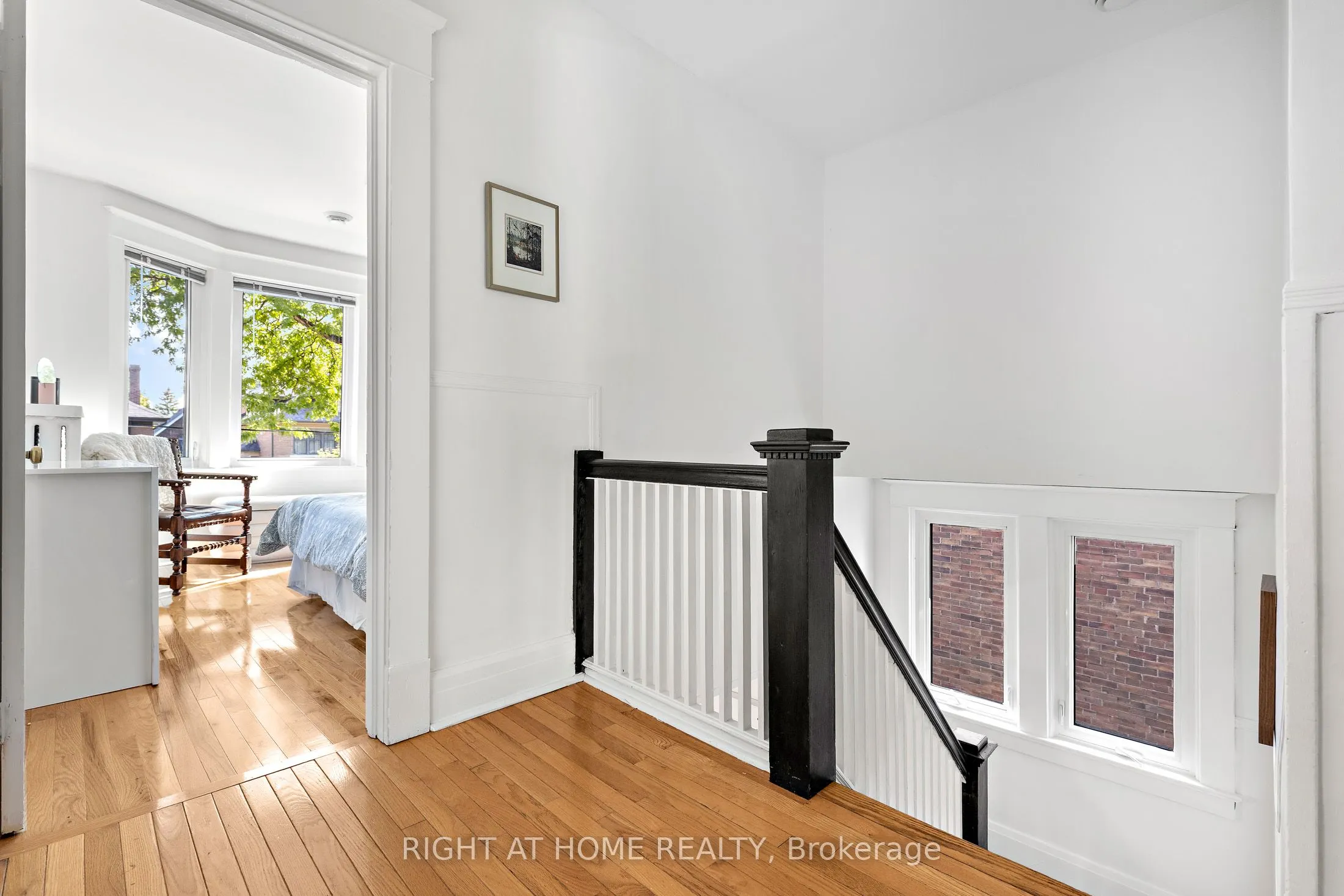 6 Lauder Avenue