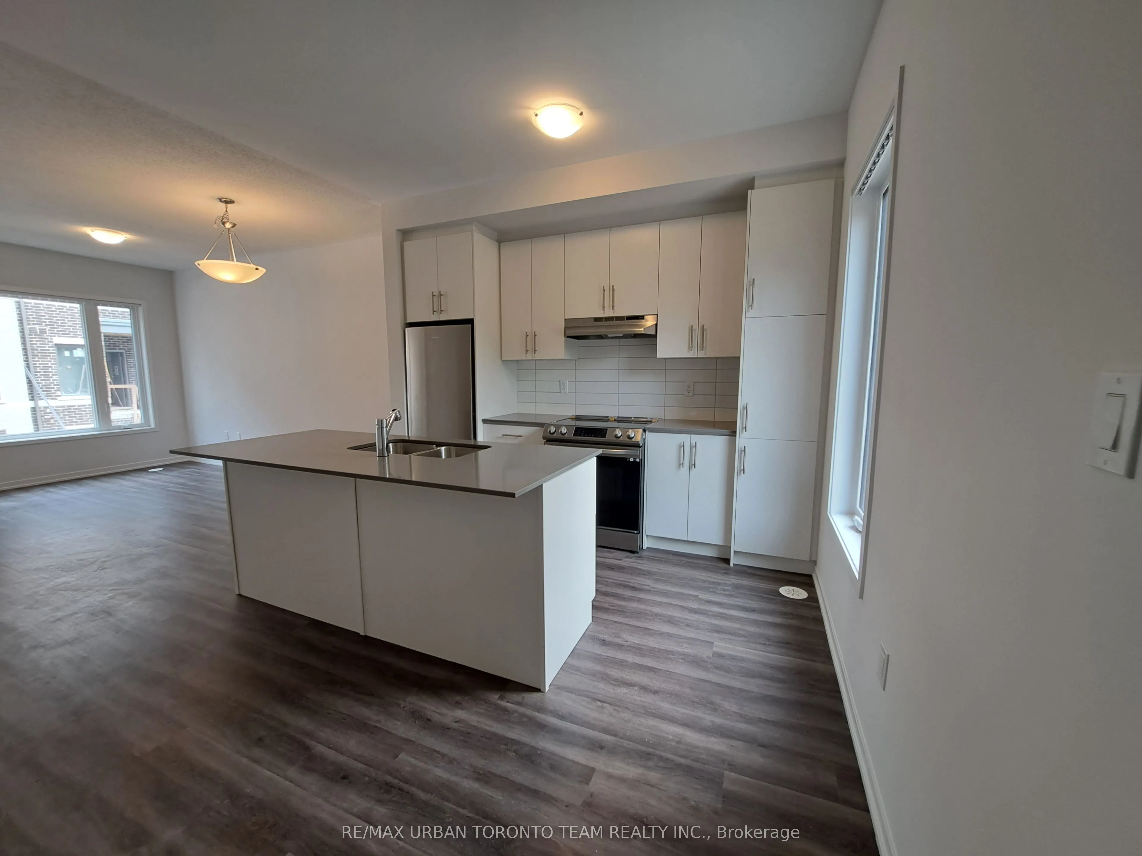 10 William Jackson Way, #77