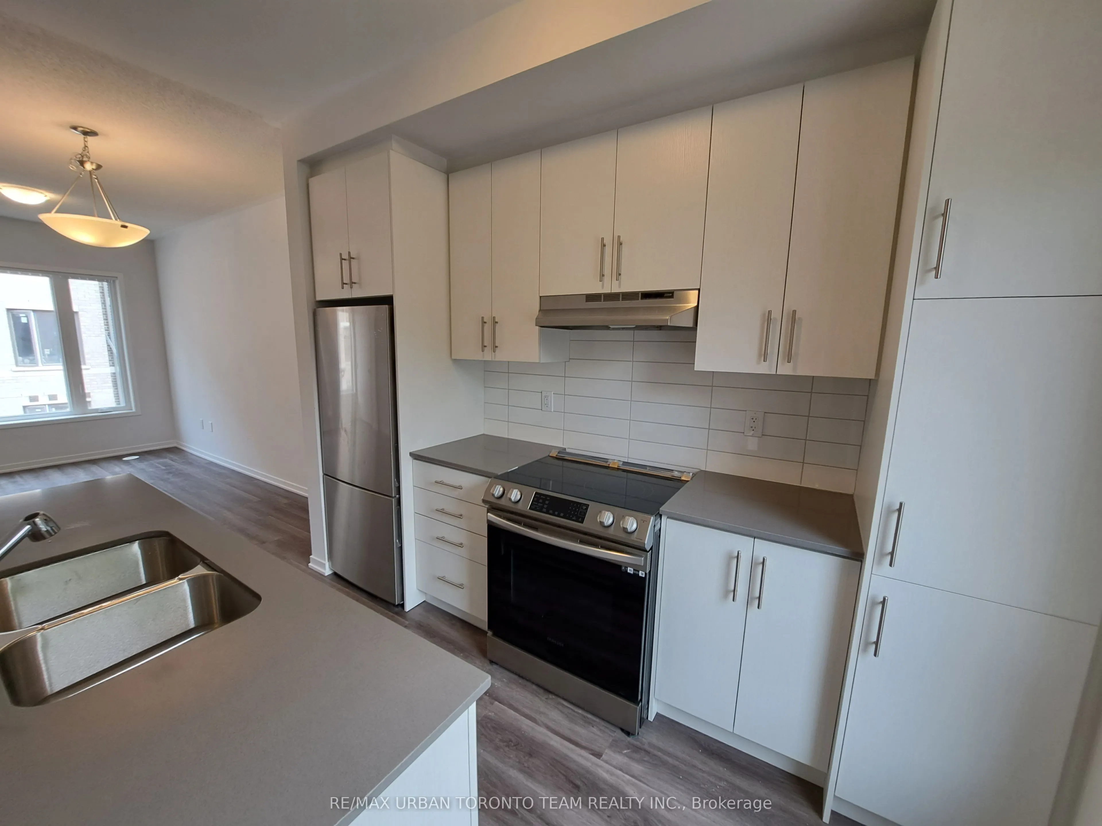 10 William Jackson Way, #77