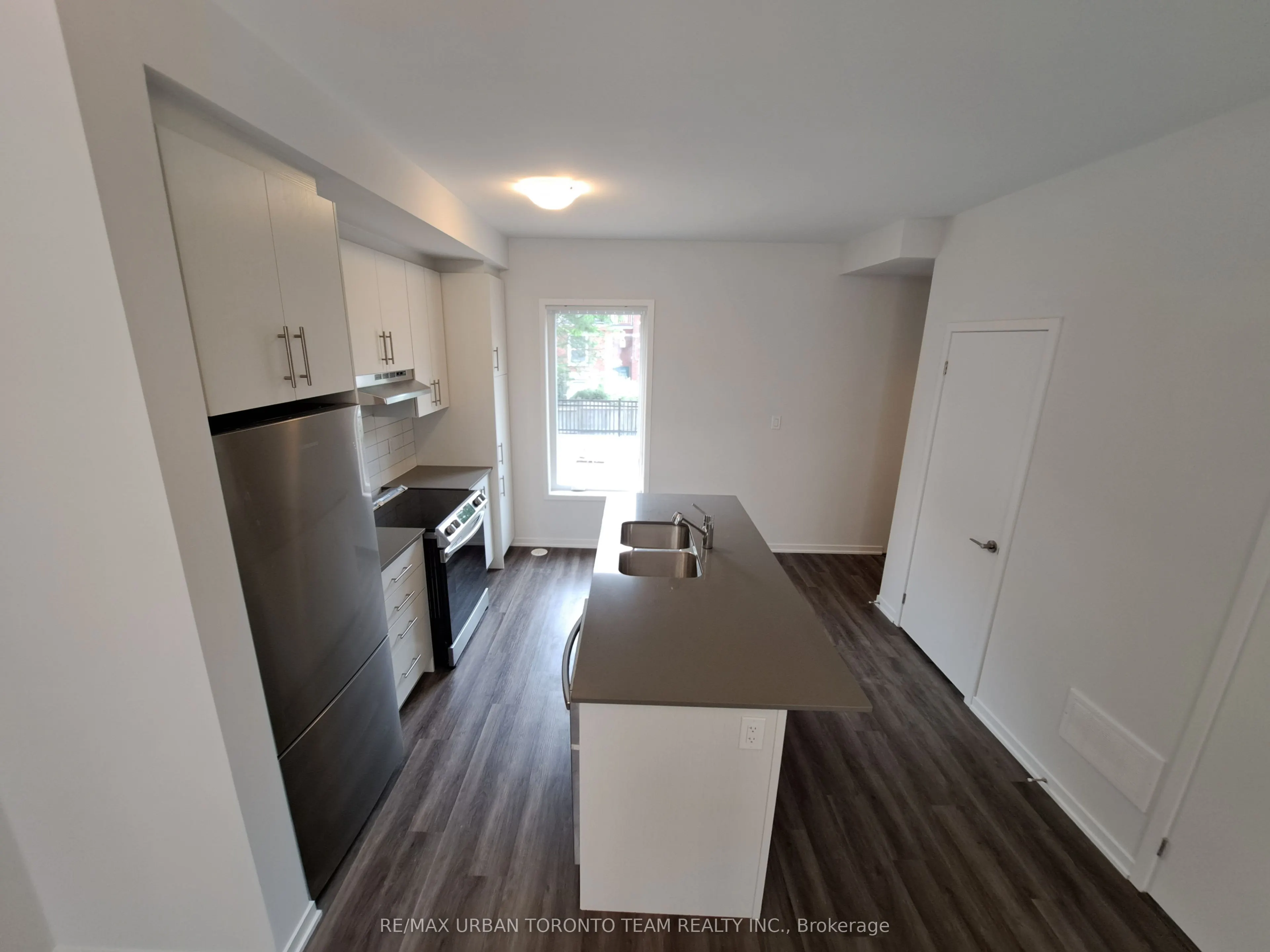 10 William Jackson Way, #77
