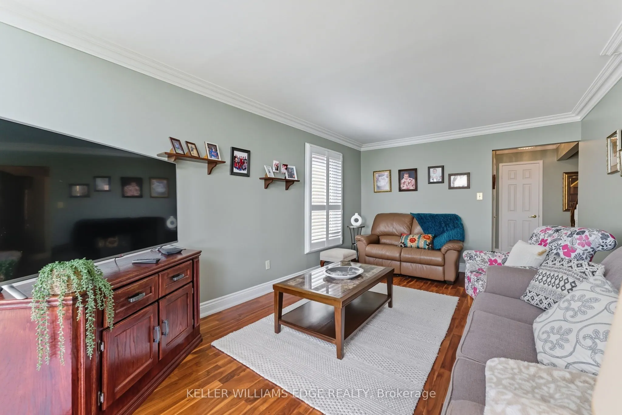 3043 Vanderbilt Road