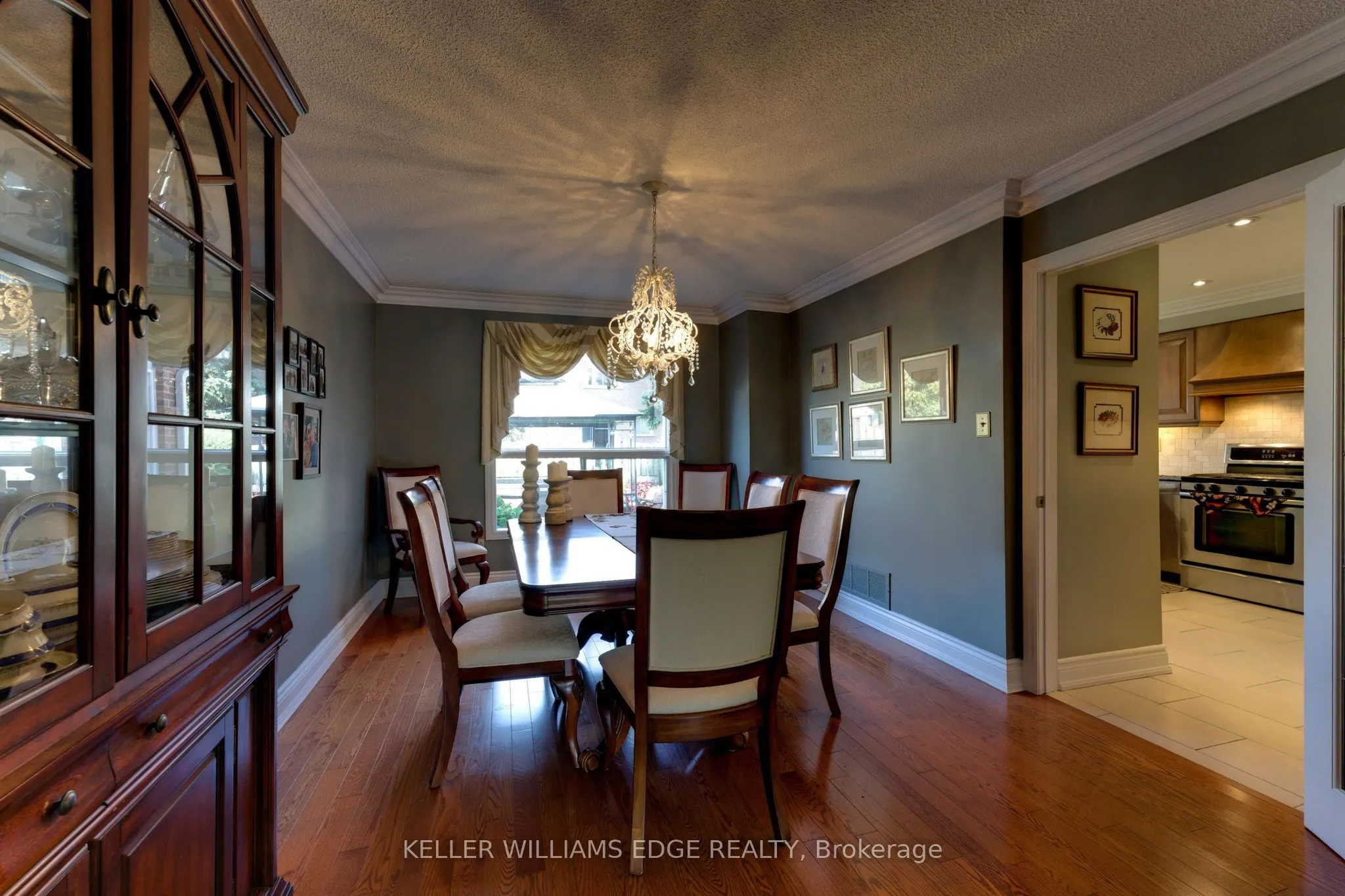 3043 Vanderbilt Road