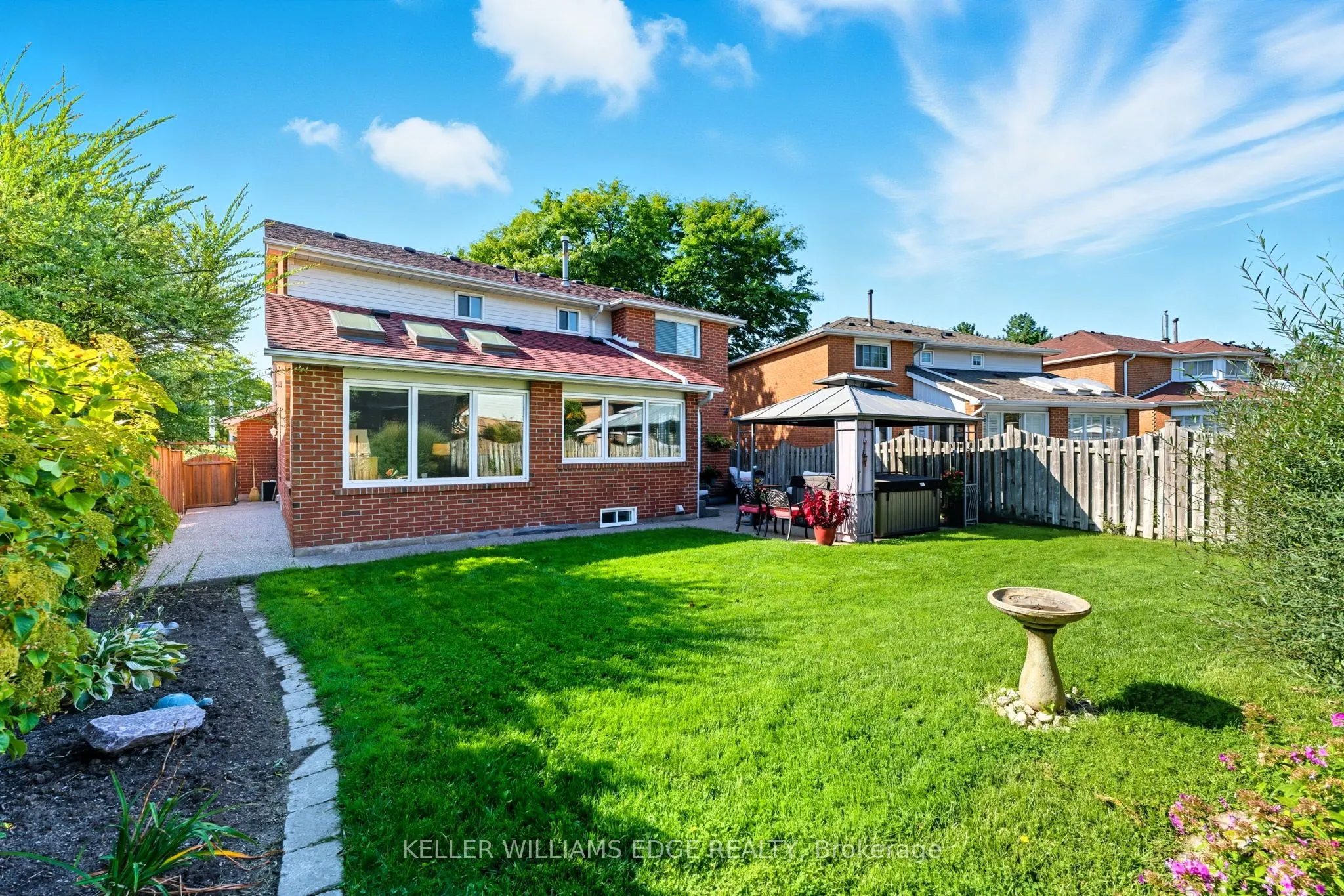 3043 Vanderbilt Road