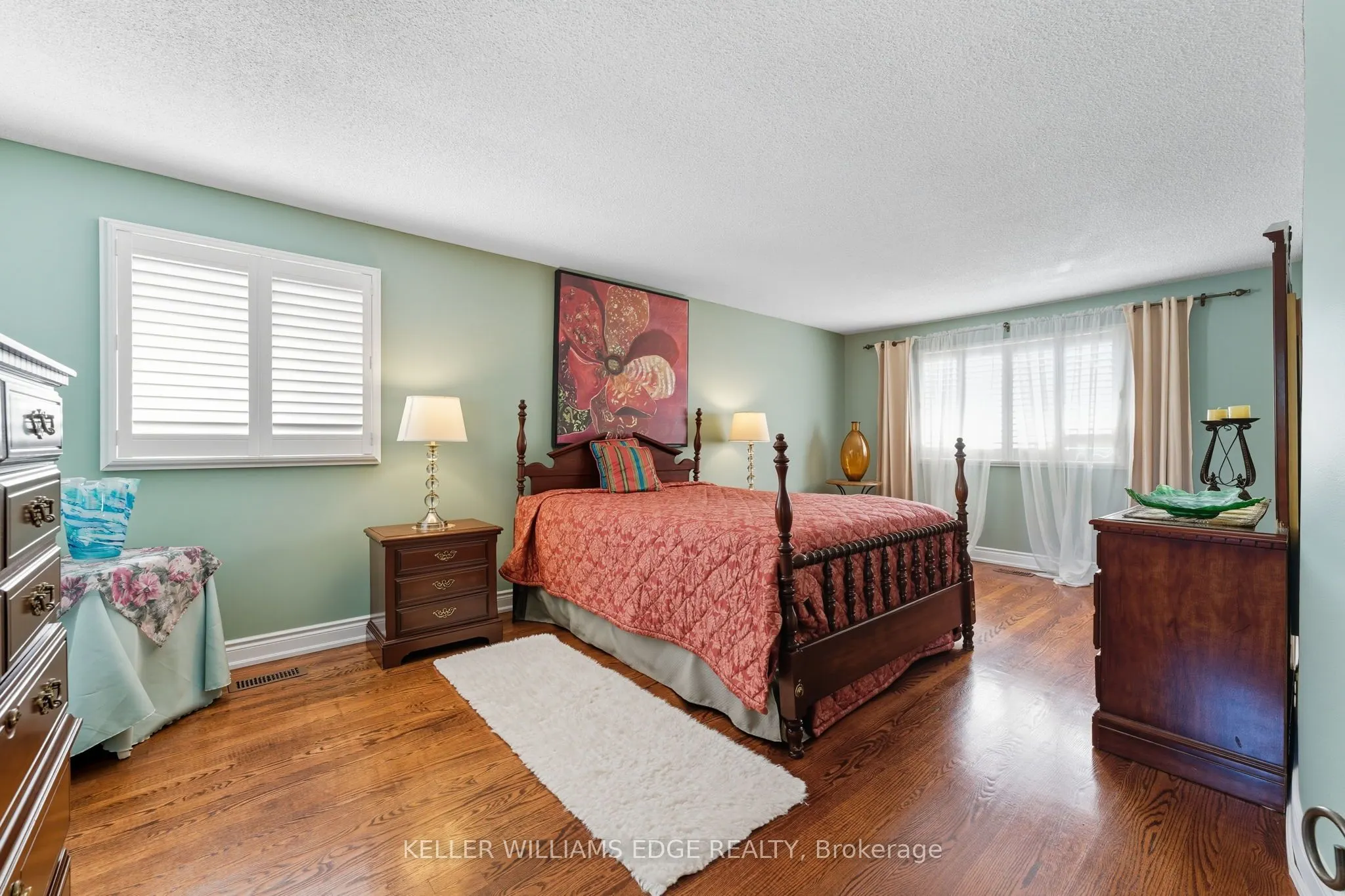 3043 Vanderbilt Road