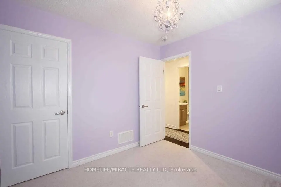 70 Quillberry Close