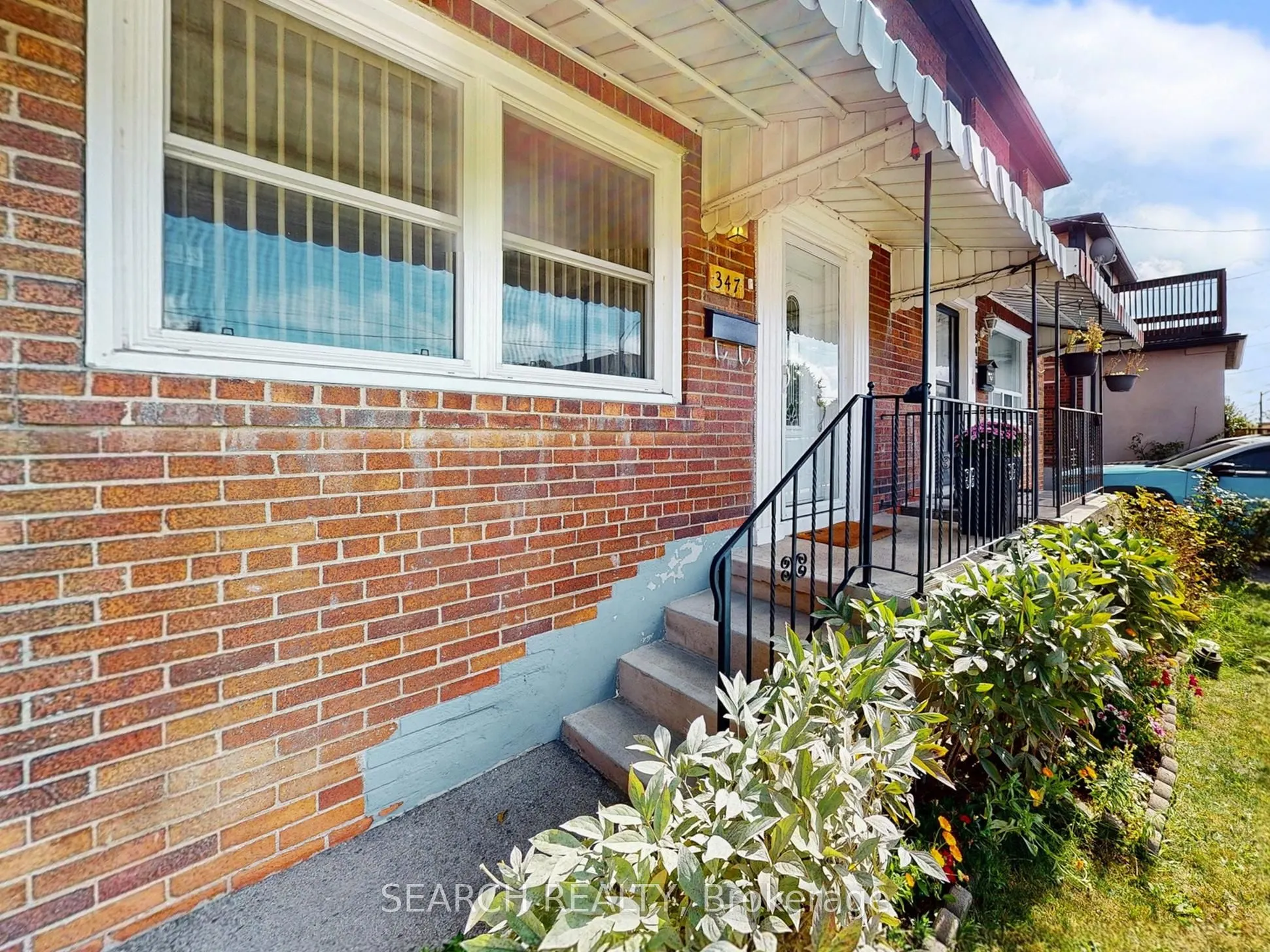 347 Kipling Avenue