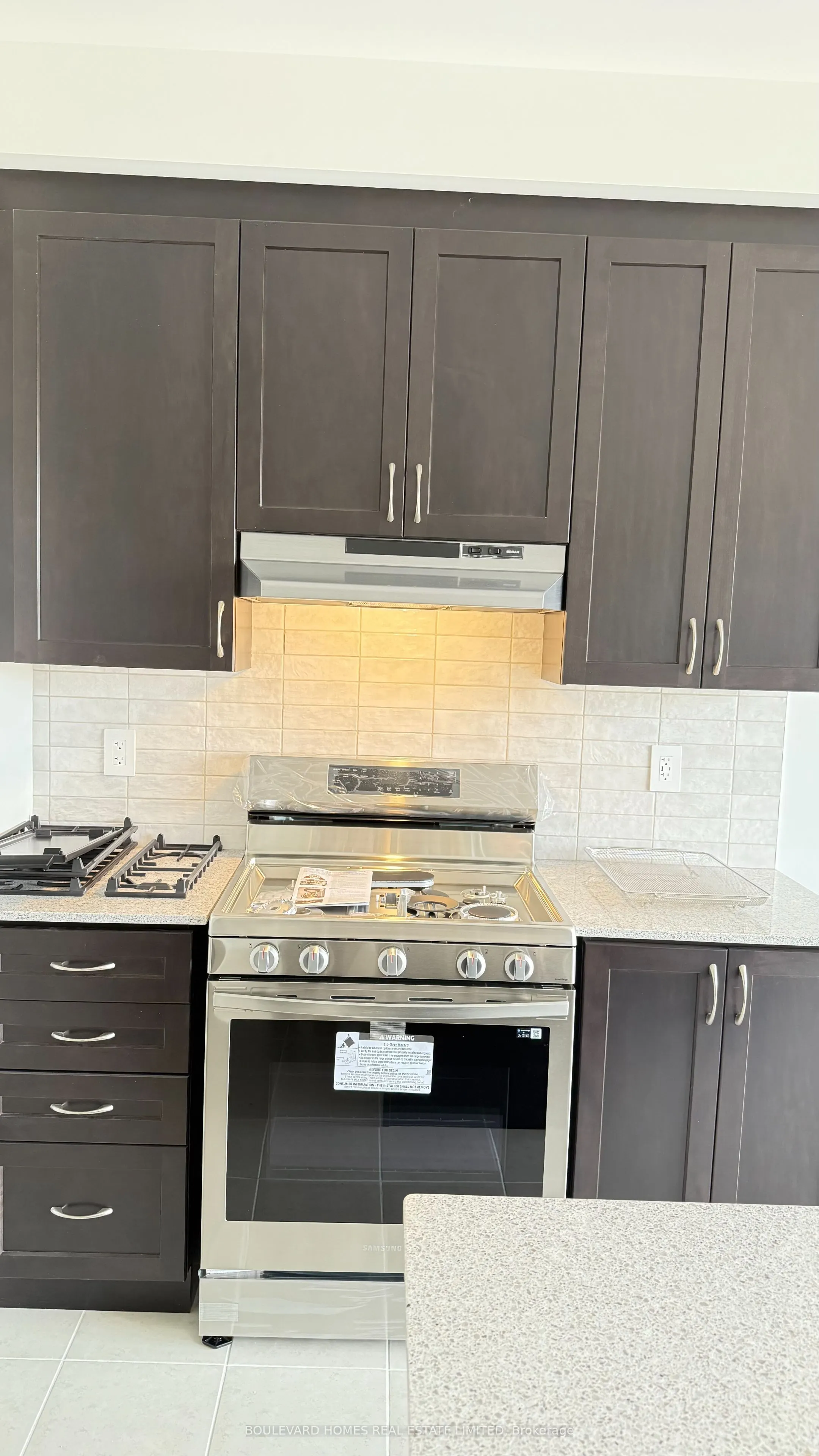 1561 Rothbury Cres Crescent