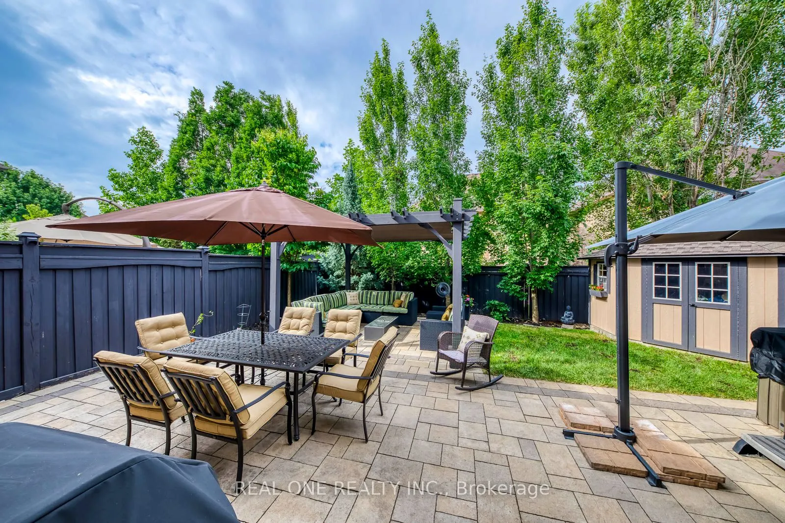 2336 Thruxton Drive