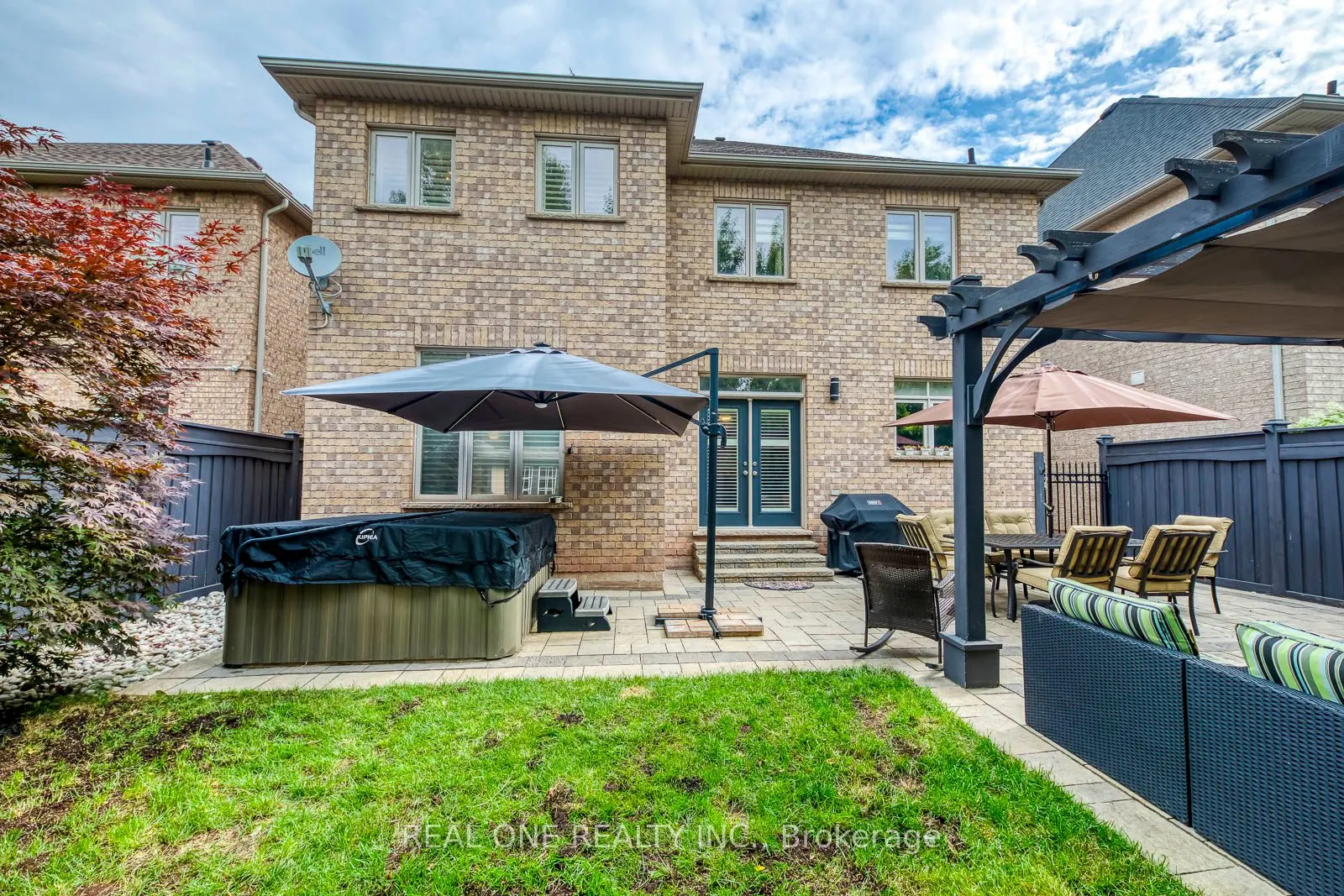 2336 Thruxton Drive