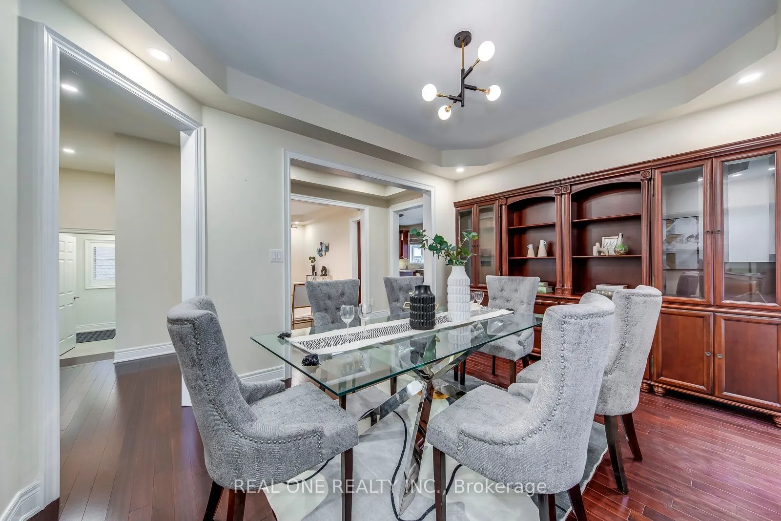 2336 Thruxton Drive