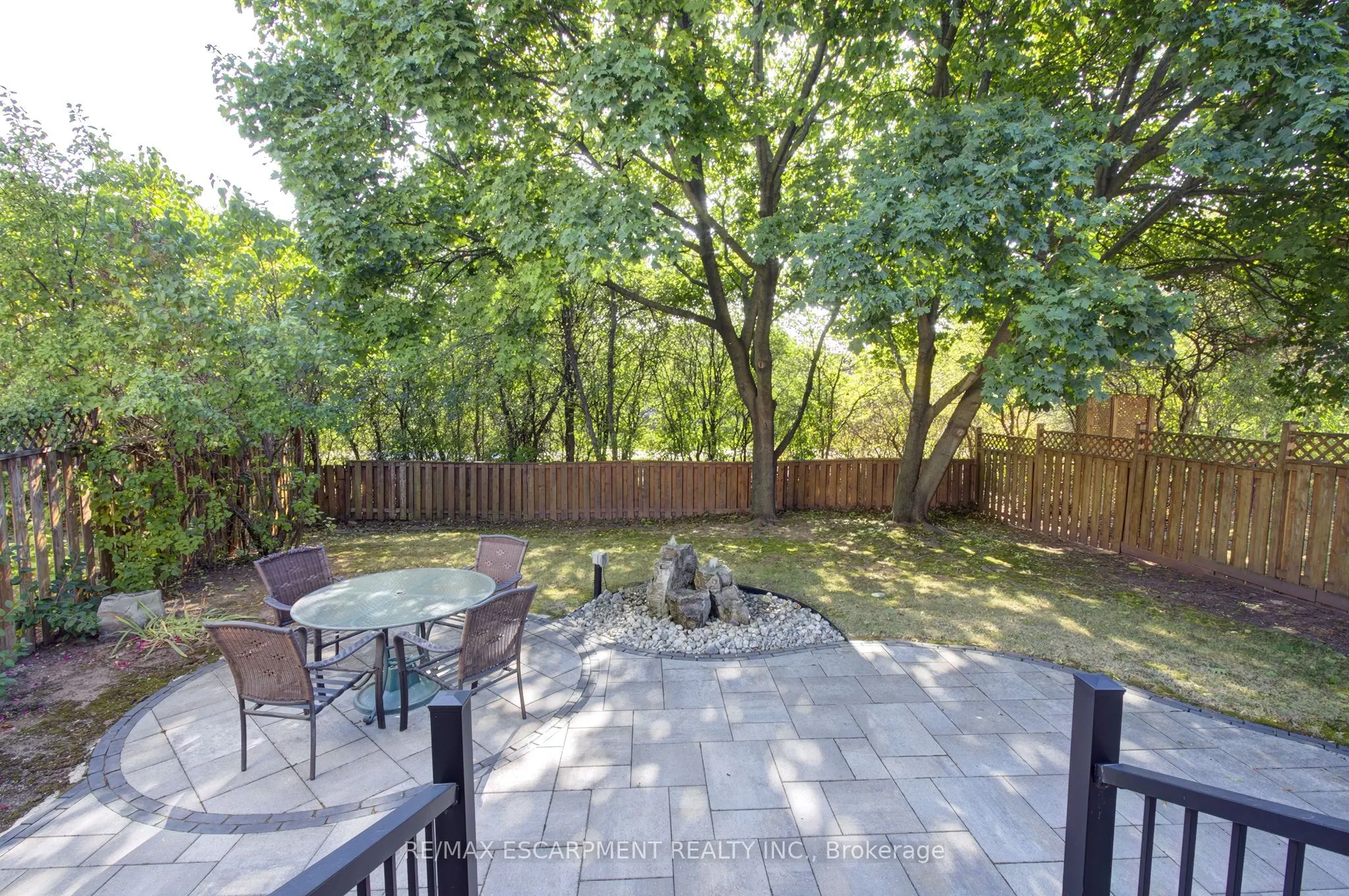 214 Ross Lane