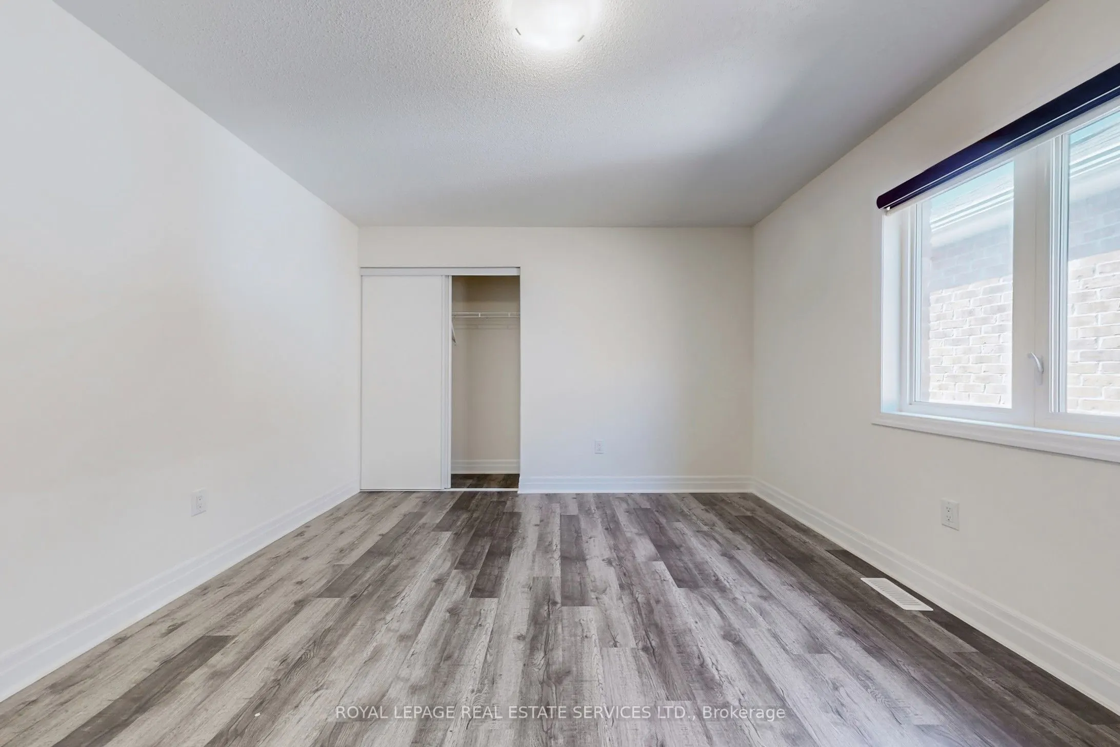 1388 Sycamore Garden