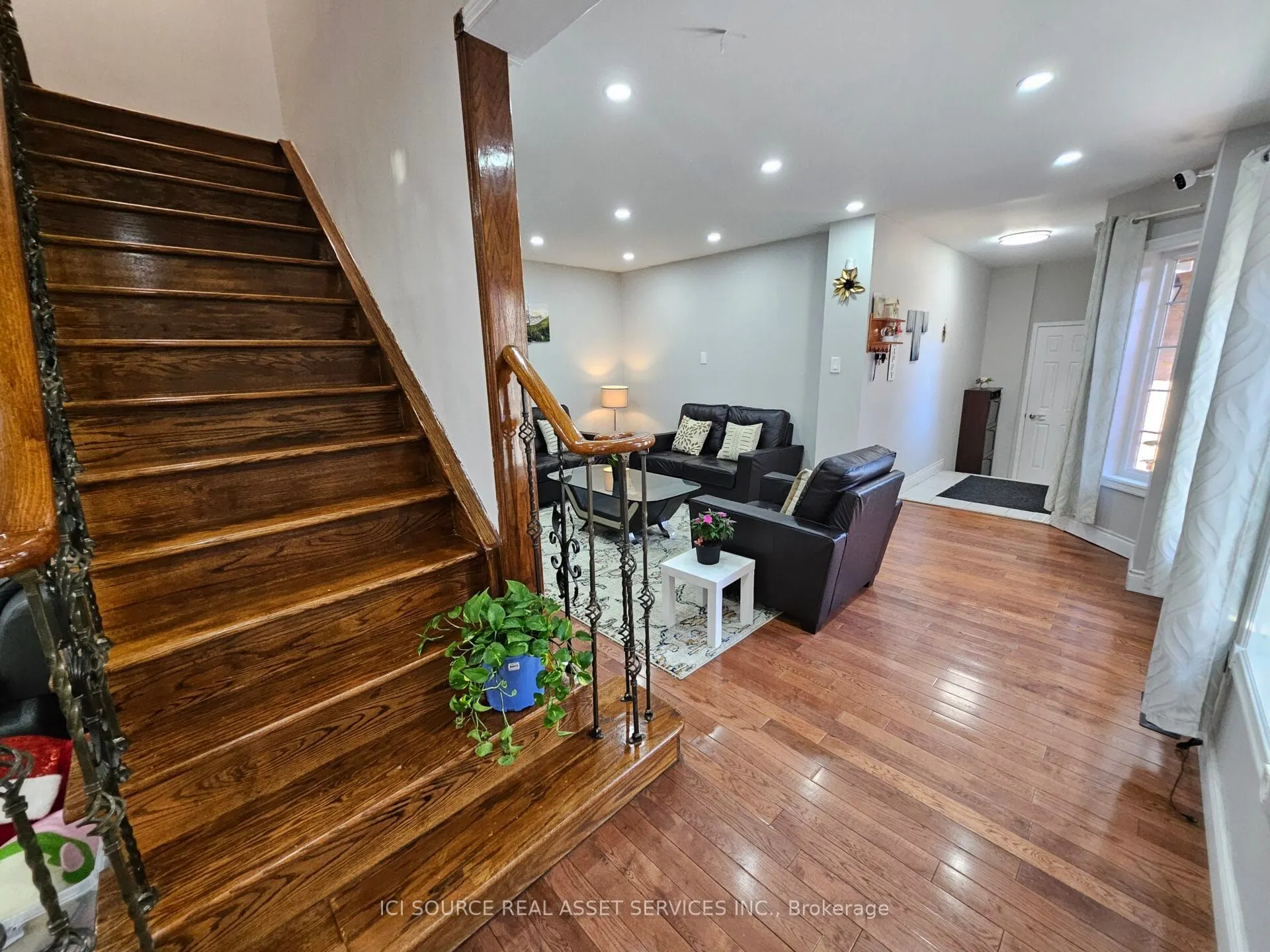 19 Piane Avenue