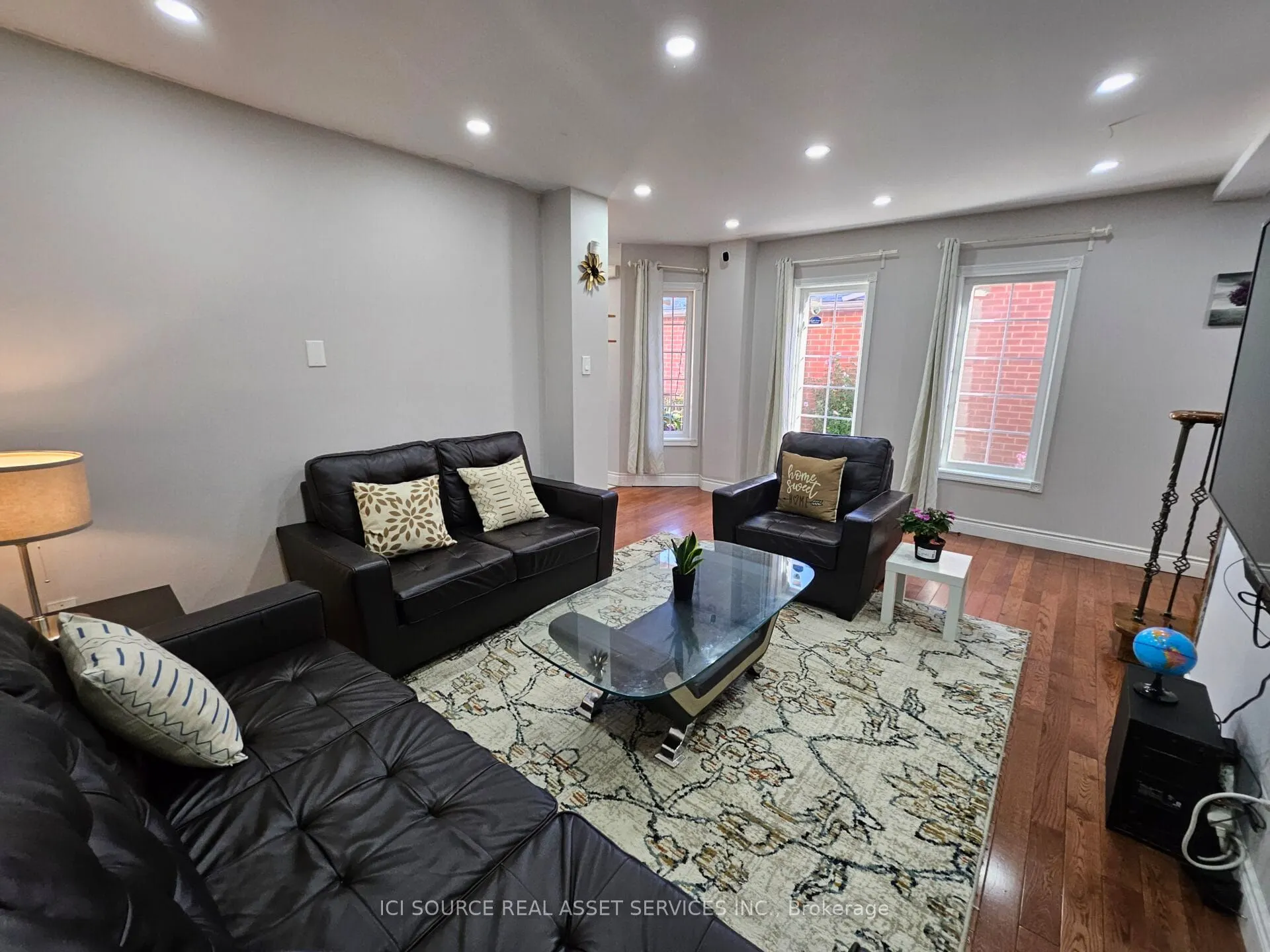 19 Piane Avenue