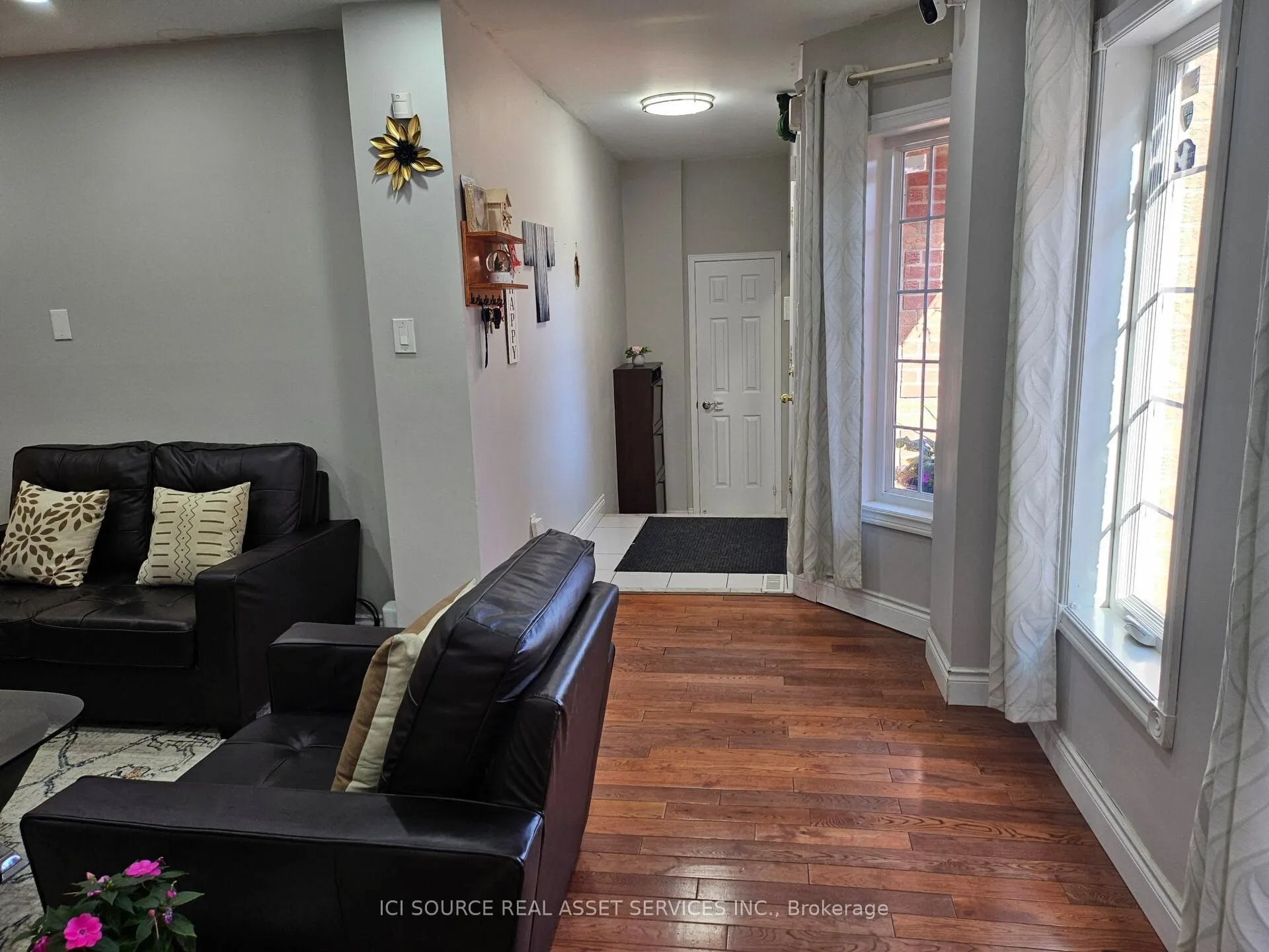 19 Piane Avenue