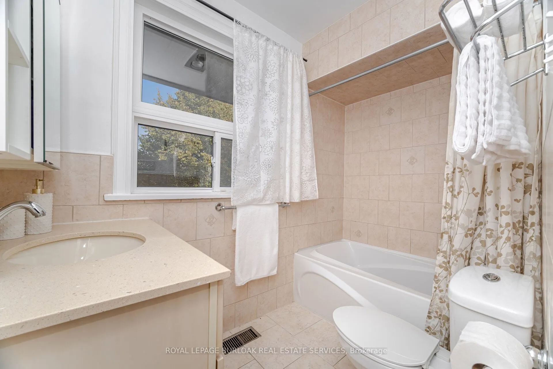 2295 Barclay Road