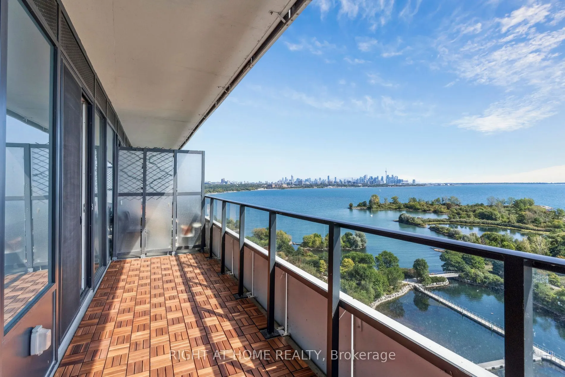 20 Shore Breeze Drive, #1409