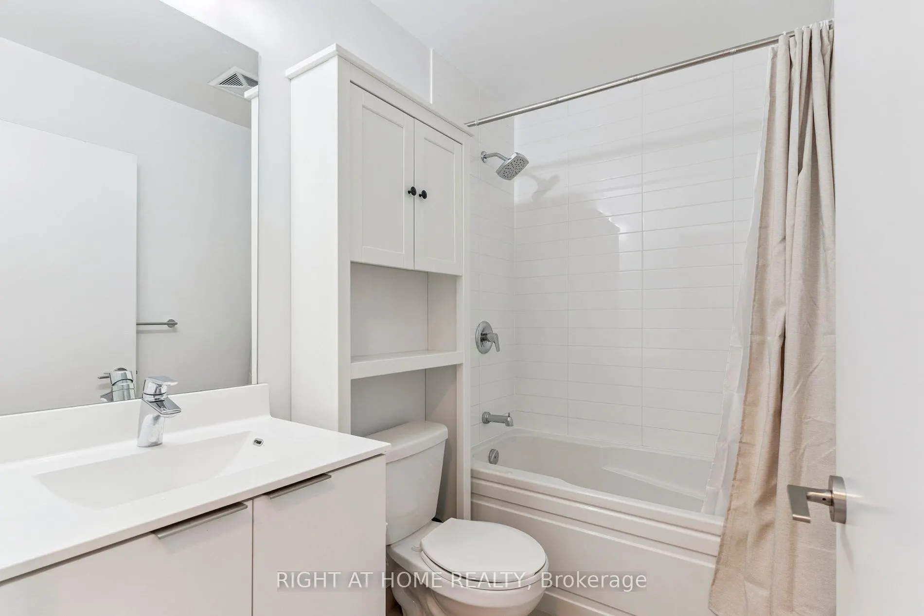 20 Shore Breeze Drive, #1409