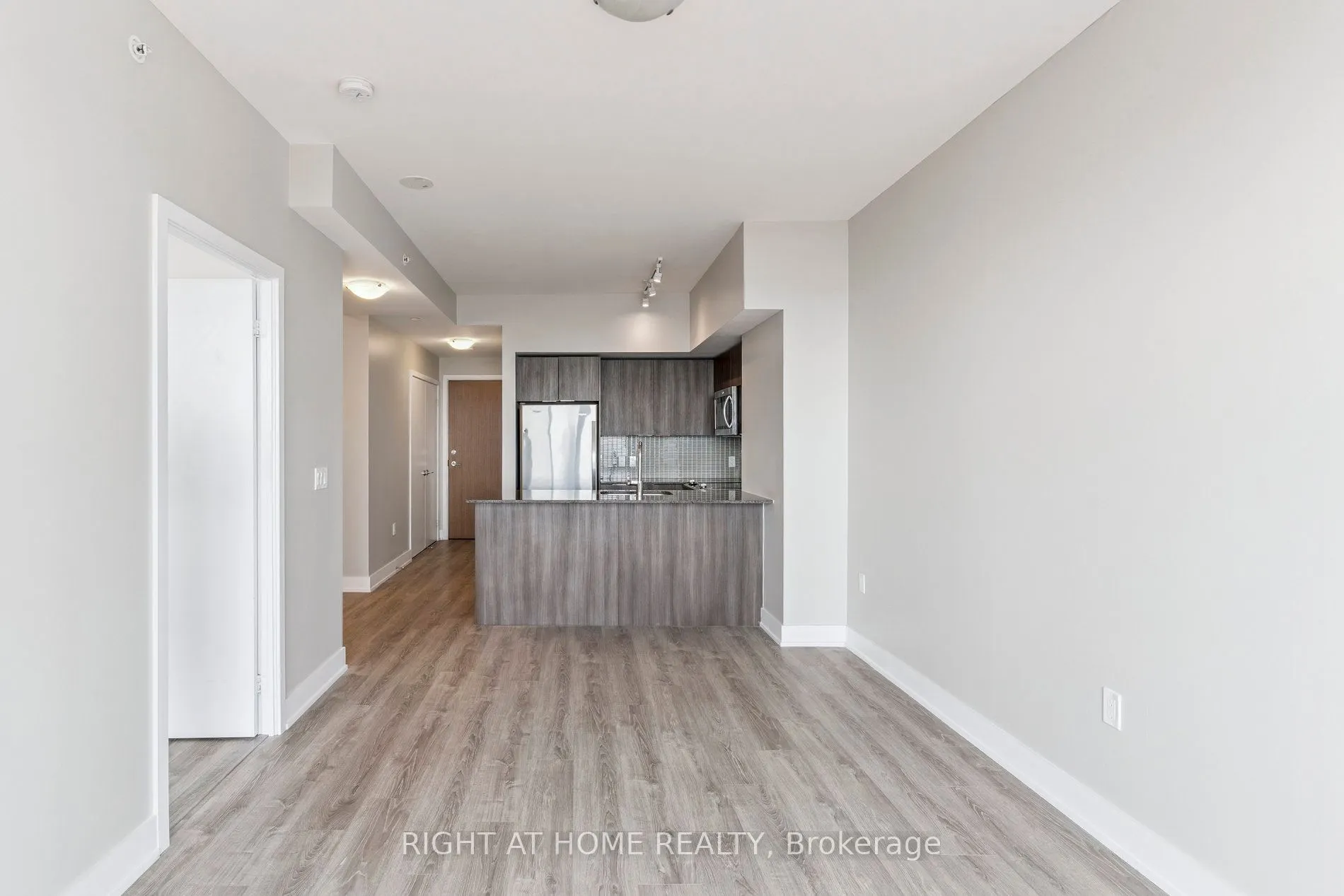 20 Shore Breeze Drive, #1409