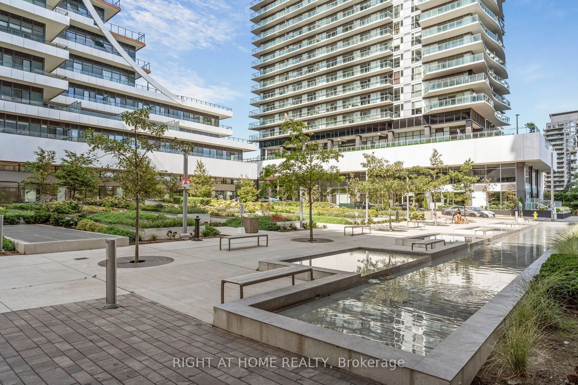 20 Shore Breeze Drive, #1409