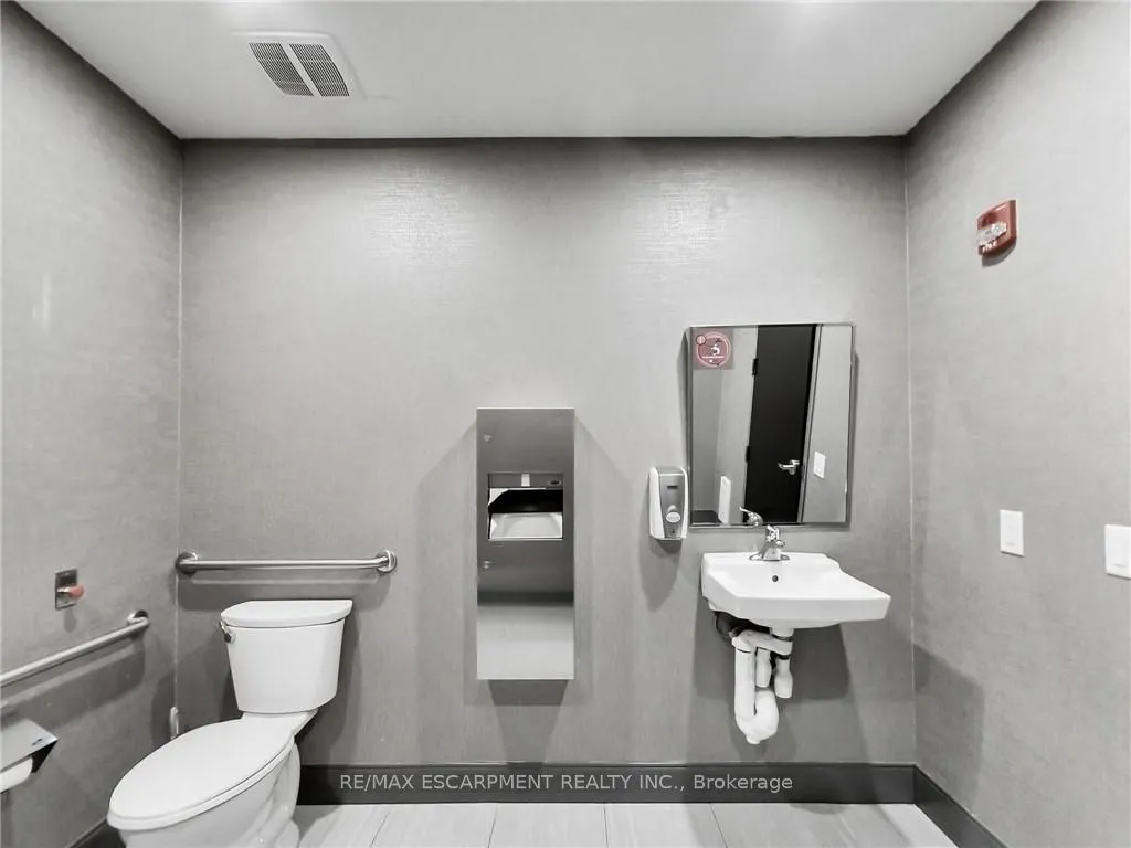 5045 Mainway