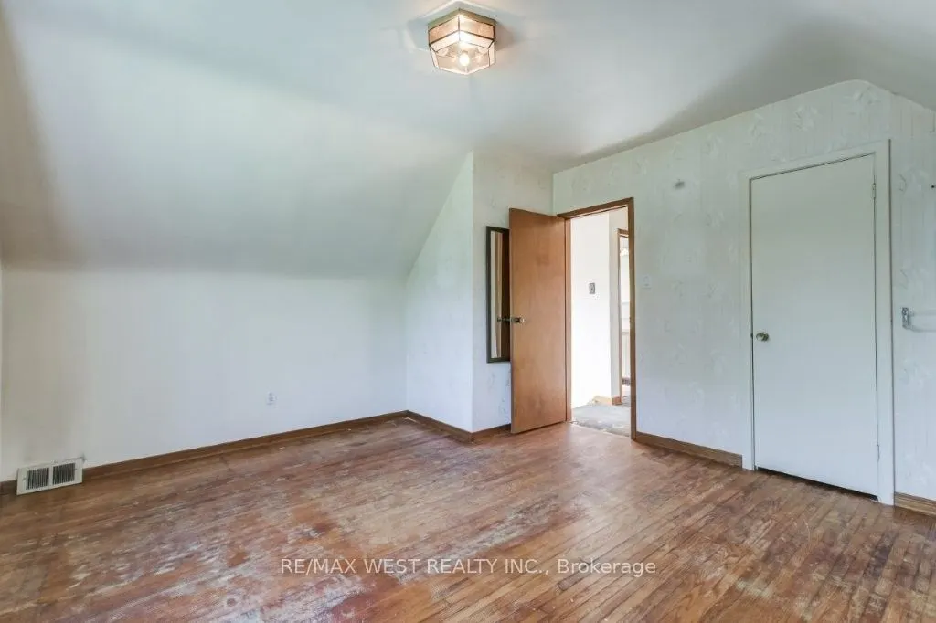 1302 Kipling Avenue