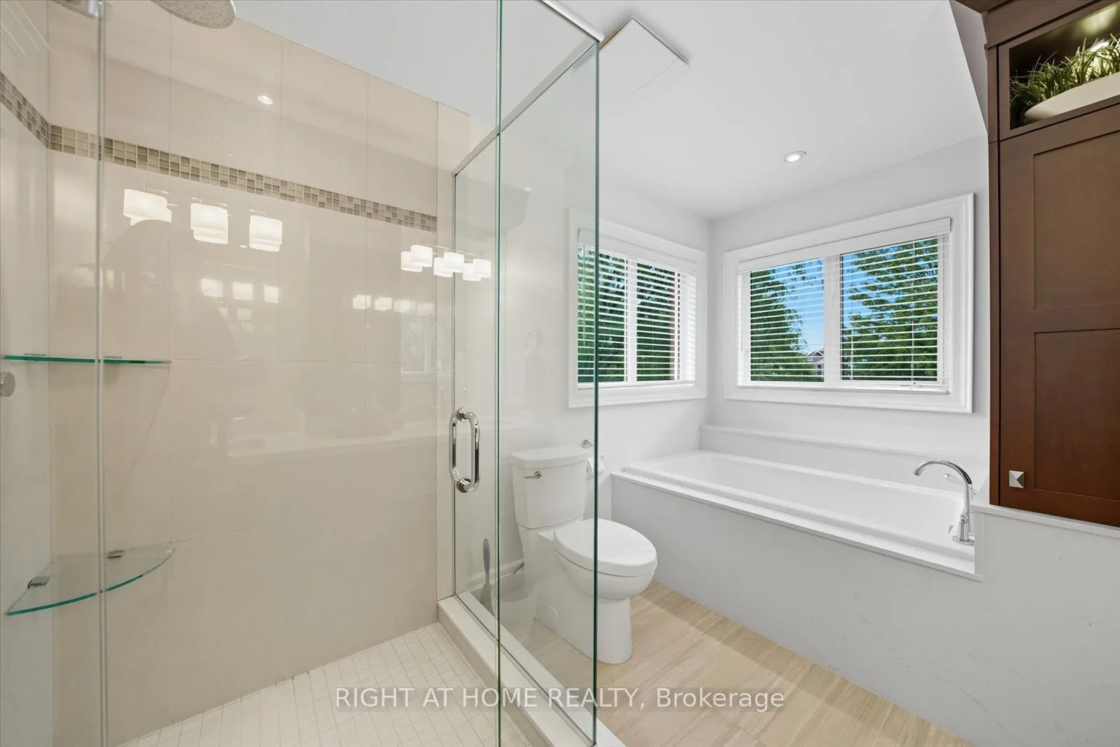2238 Pheasant Lane